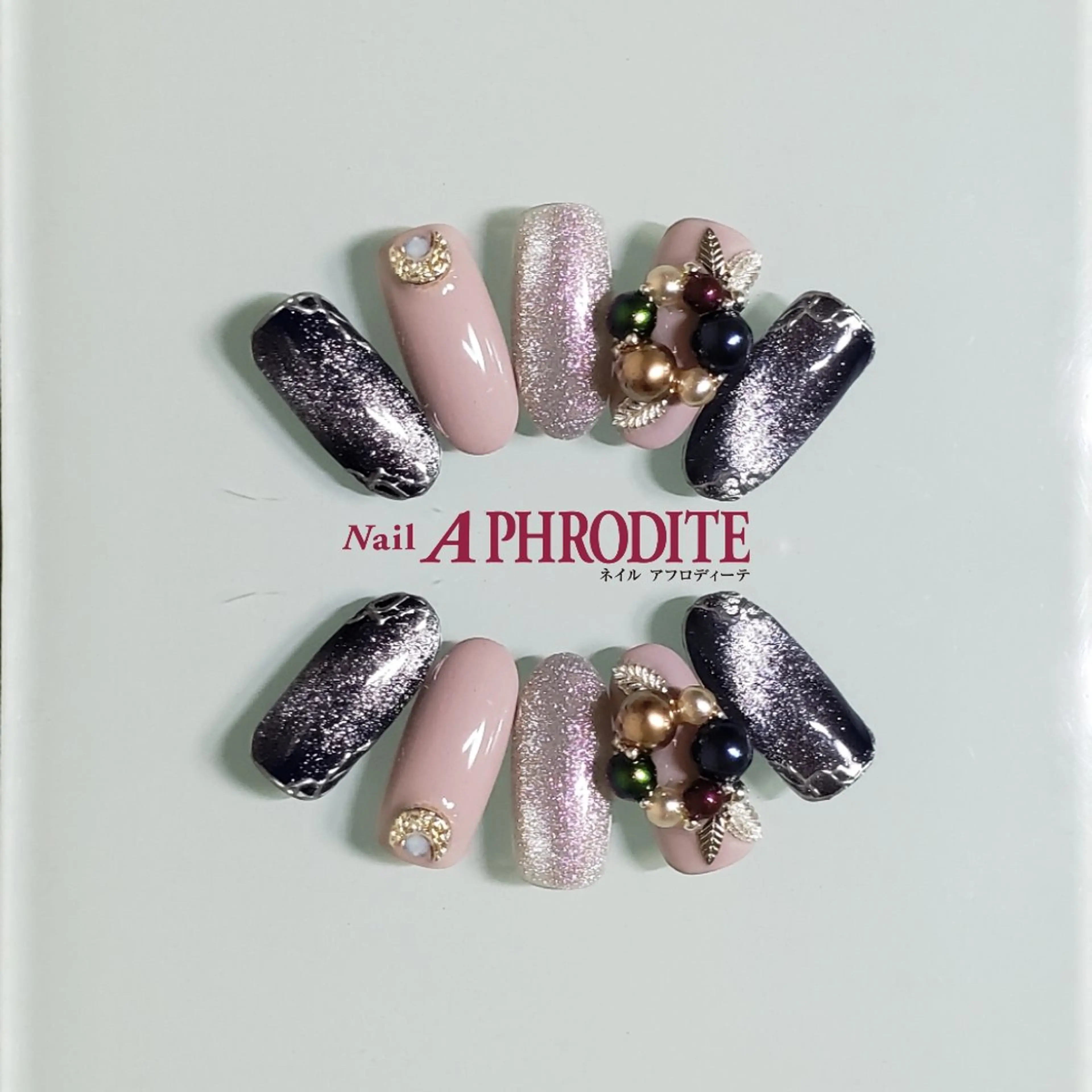 ネイル ジェルネイル ニュアンスネイル スカルプネイル ソフトジェル ネイルチップ ハンドネイル Nail  Aphroditeのネイルデザイン