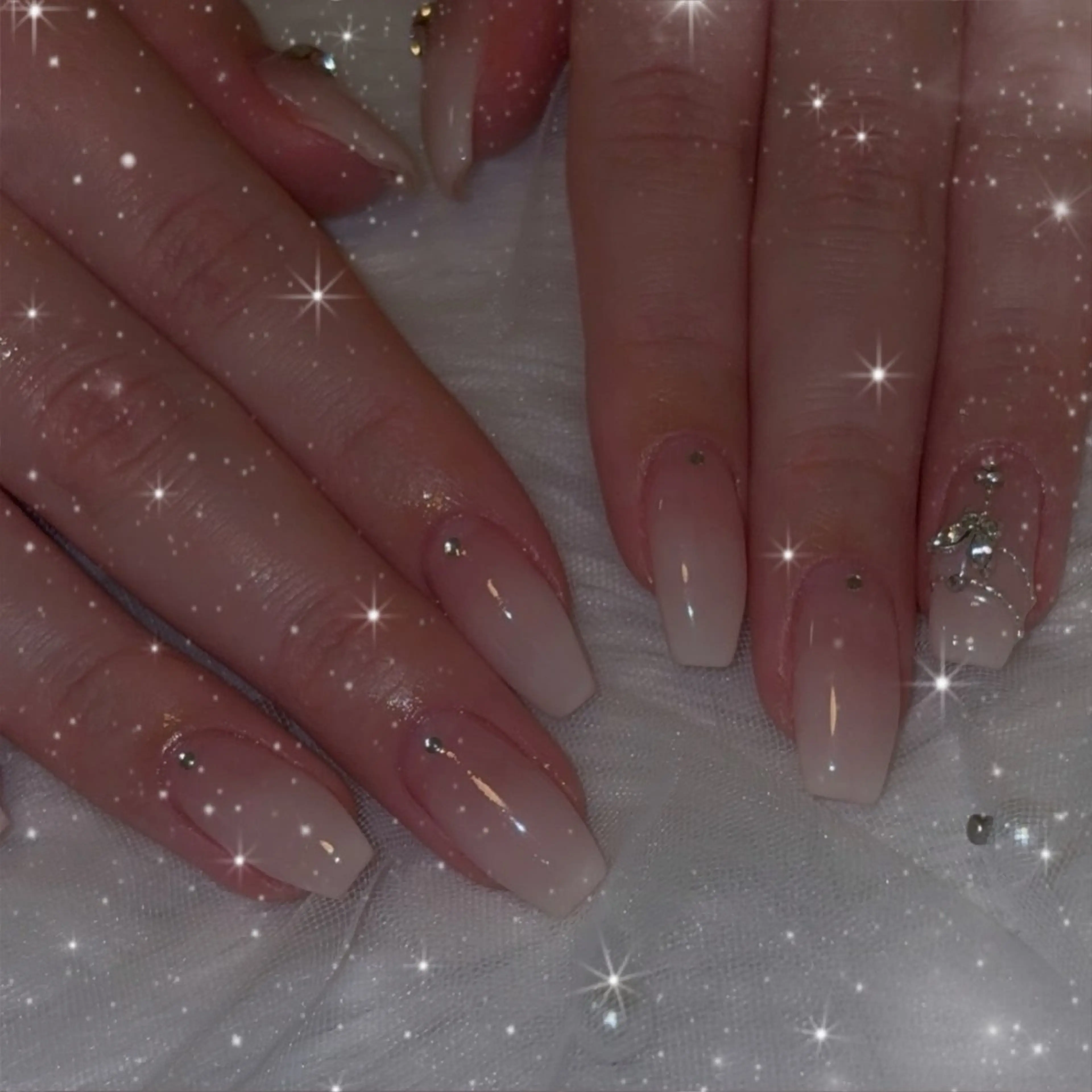 ネイル LUANA所属・LUANA ジュリのネイルデザイン