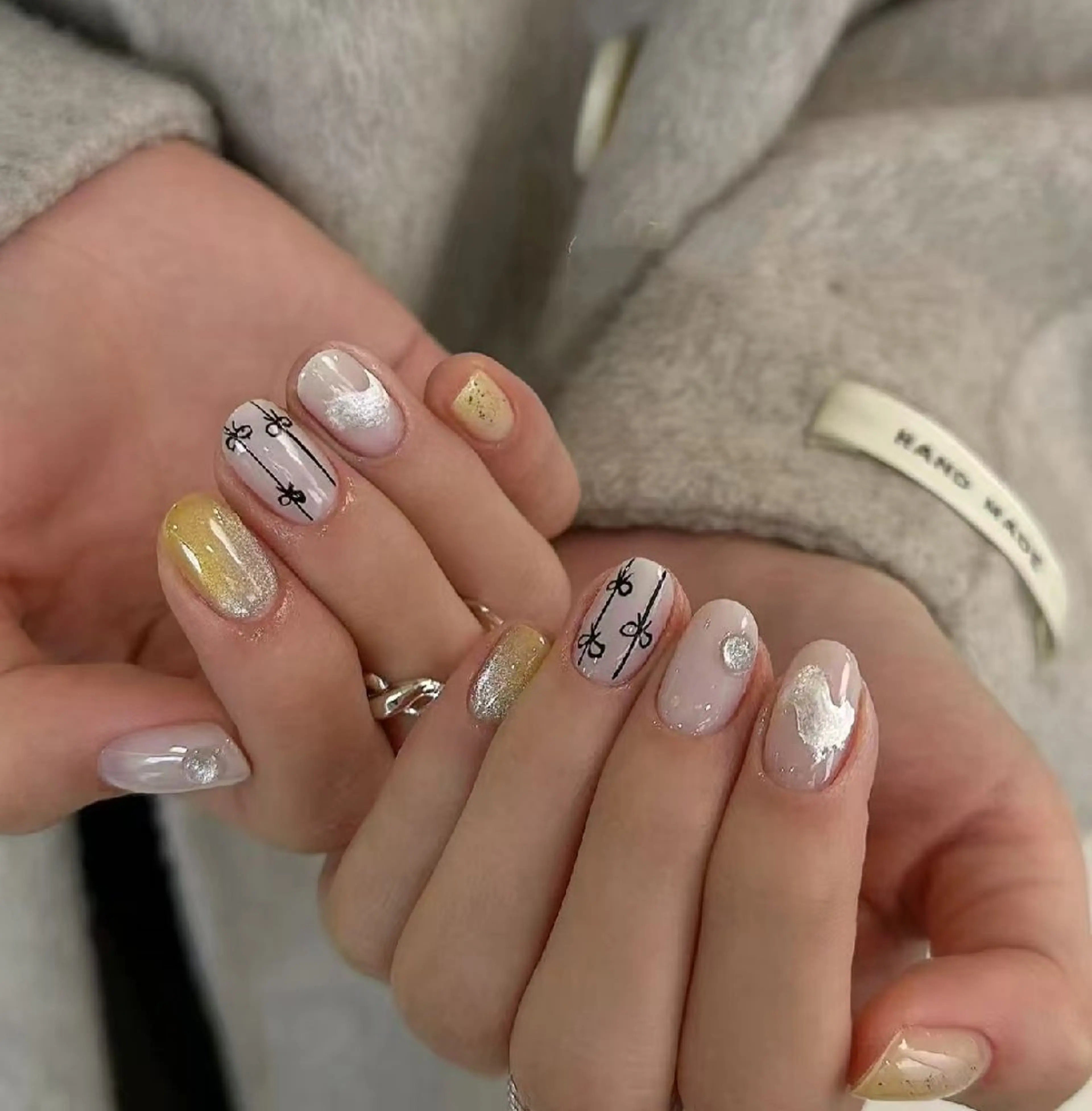 ネイル オーロラネイル フラワーネイル フットネイル フレンチネイル ジェルネイル ハンドネイル Oomiya 服部のネイルデザイン