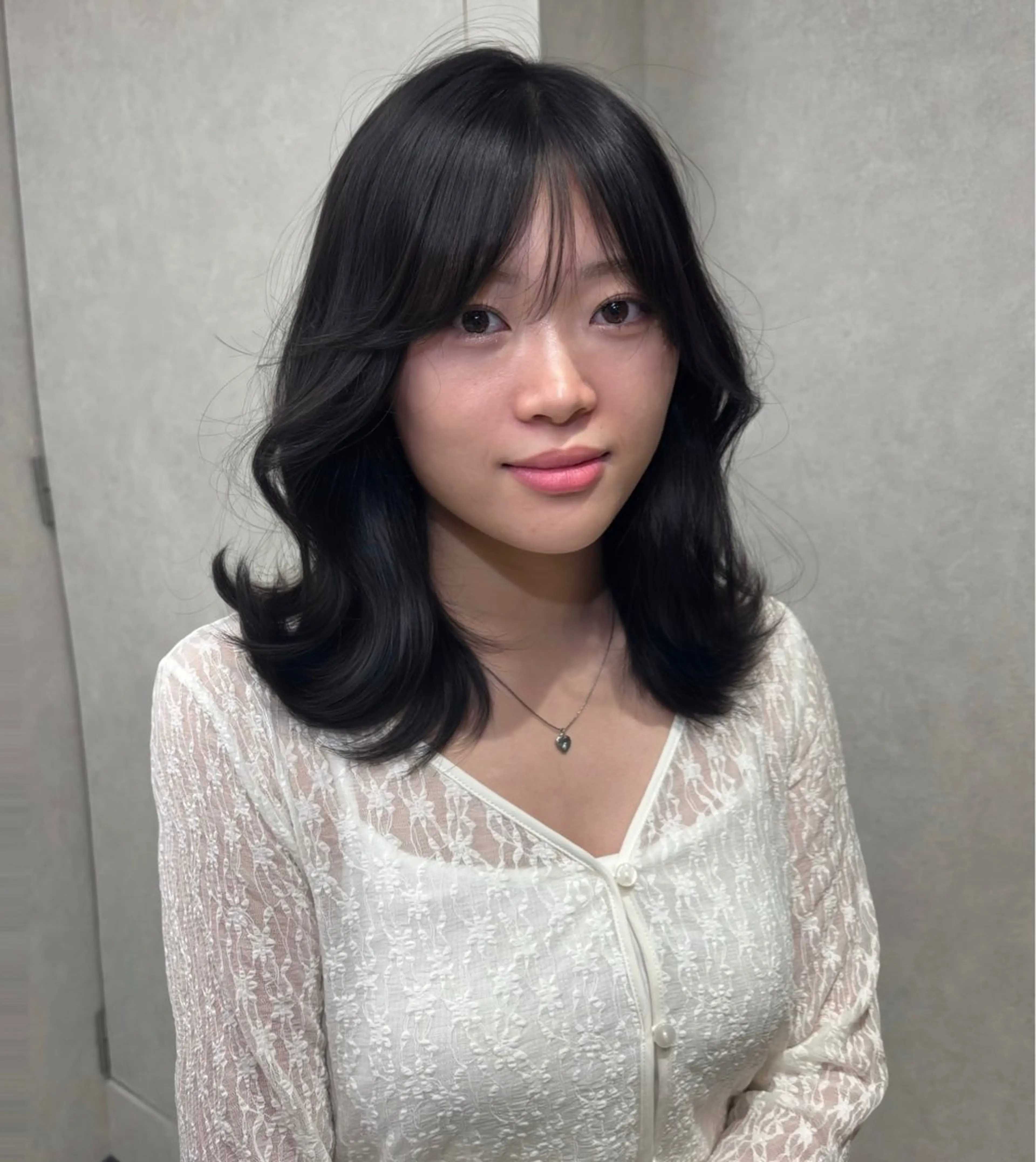 セミロング カラー VIEW YOKOHAMA所属・透明感カラー ／kana‎🤍のヘアスタイル