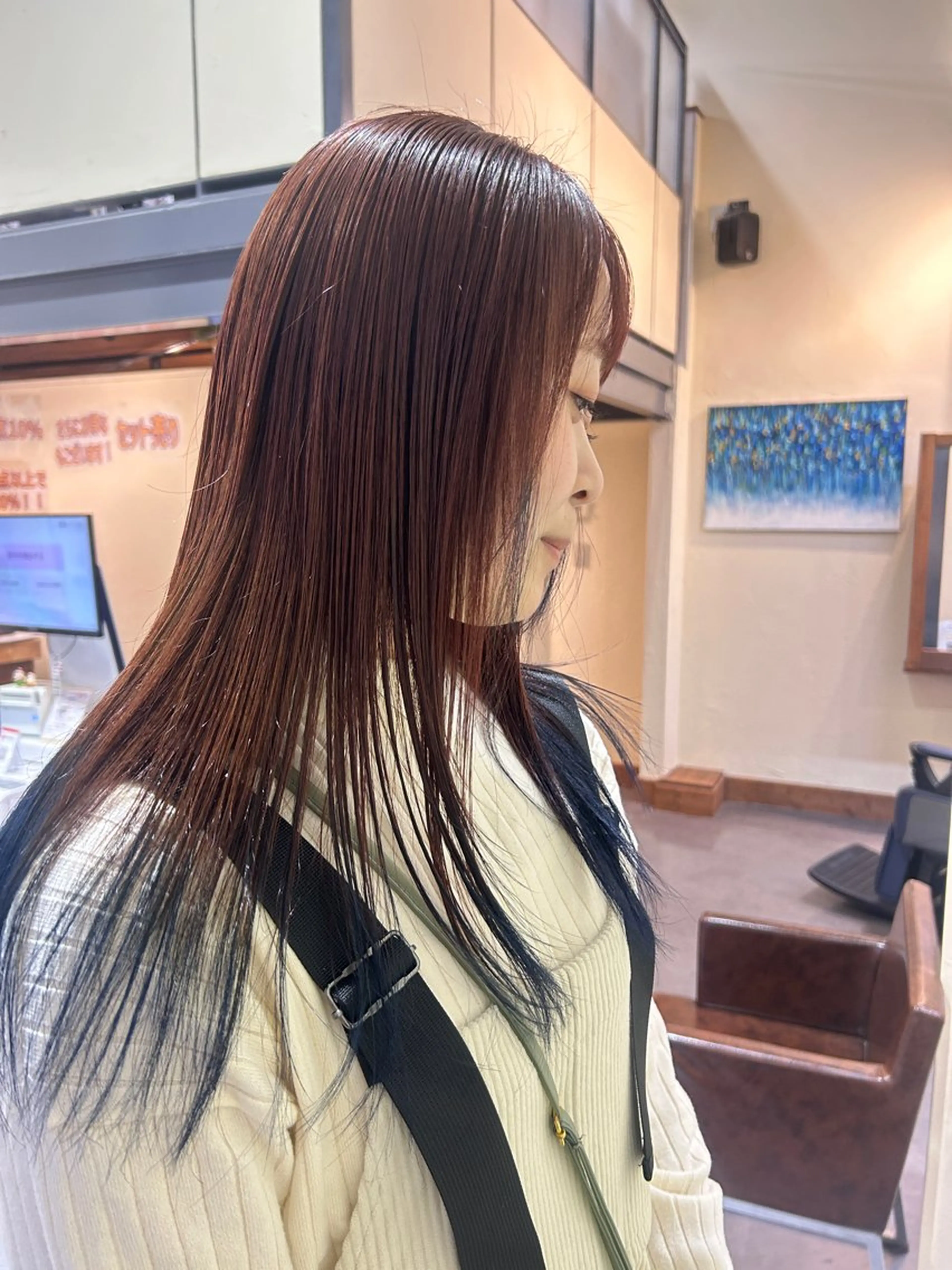 ロング カット ヘアカラー 井上 萌のヘアスタイル