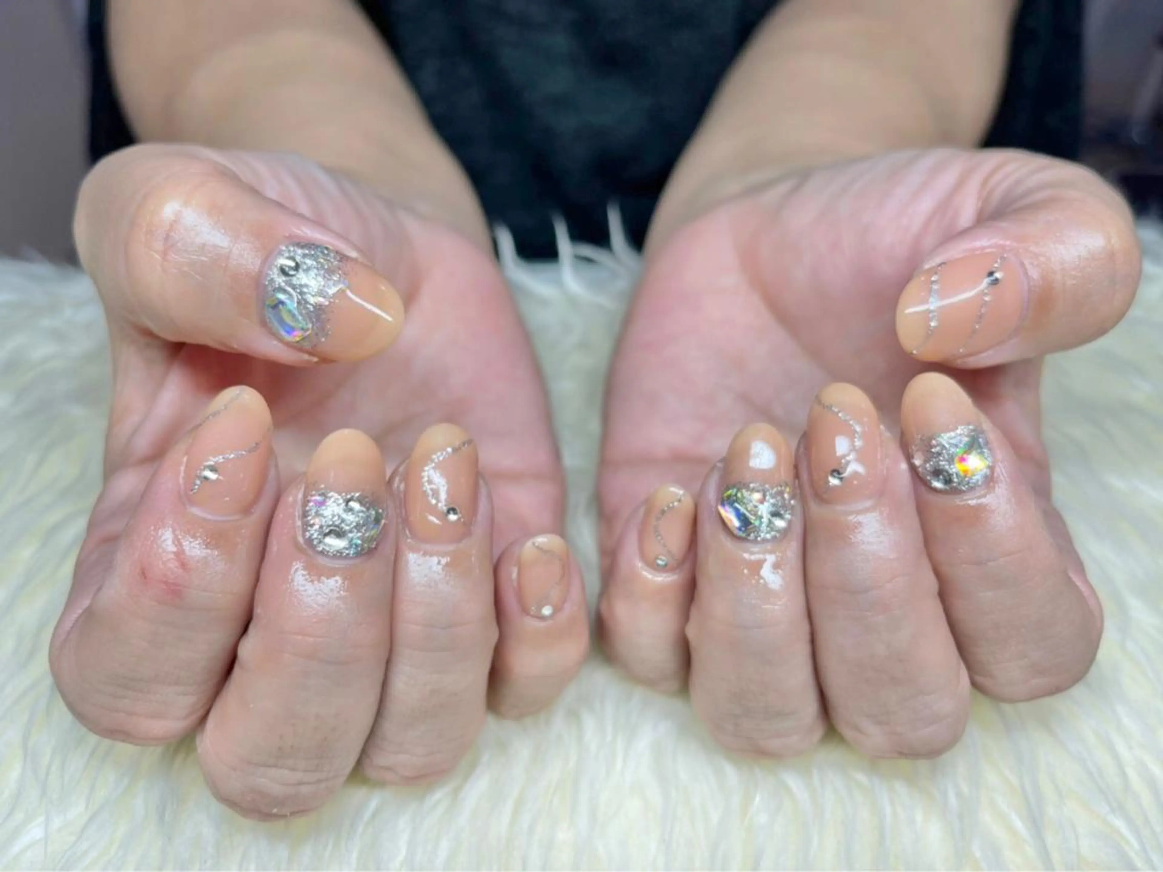 ネイル 長さ出し ジェルネイル 韓国ネイル マグネットネイル 持ち込み ハンドネイル Nail&eye Belire 新宿のネイルデザイン