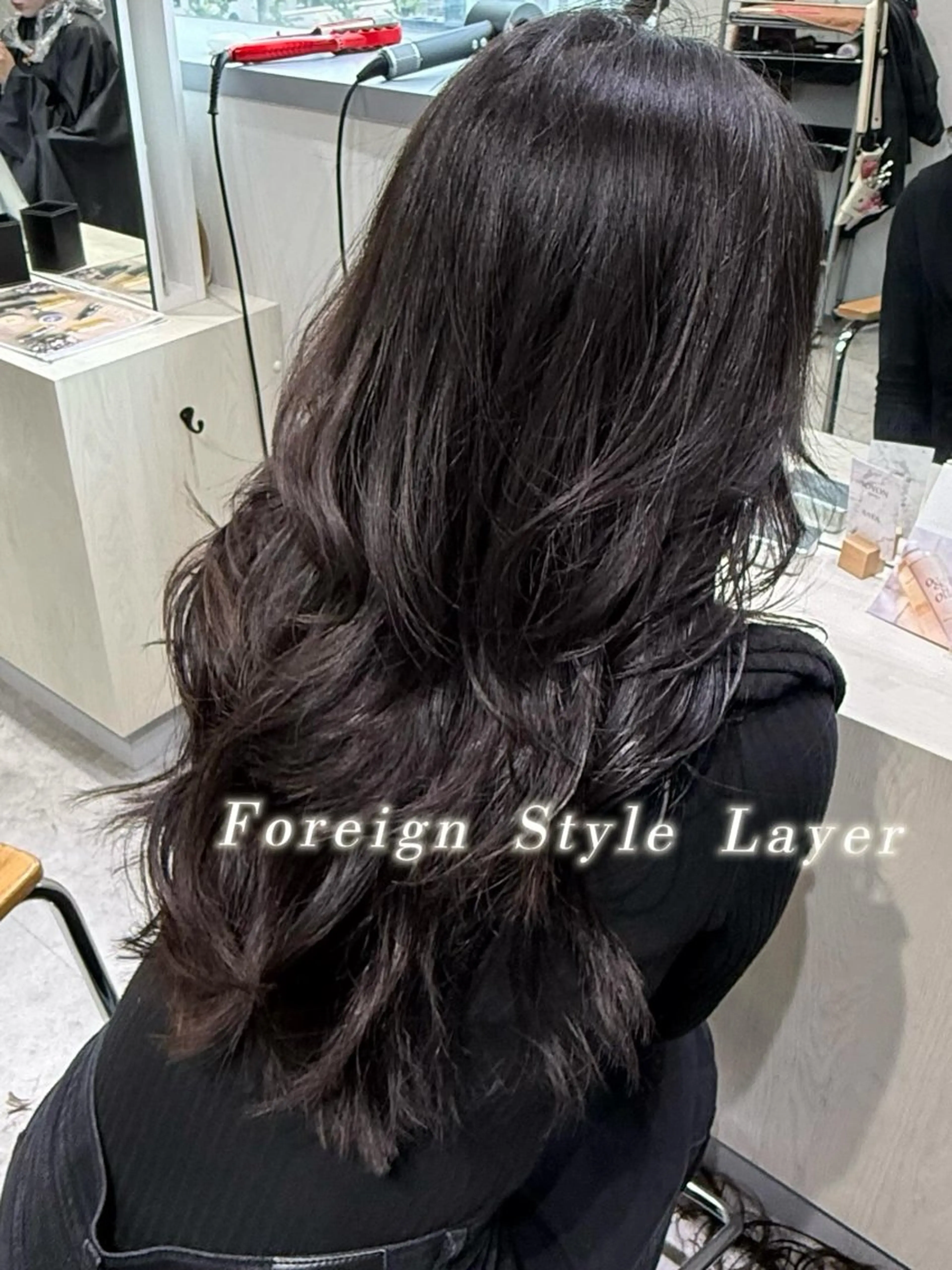 ロング 外国人風カラー レイヤーカット カット トリートメント soyon 心斎橋店のヘアスタイル