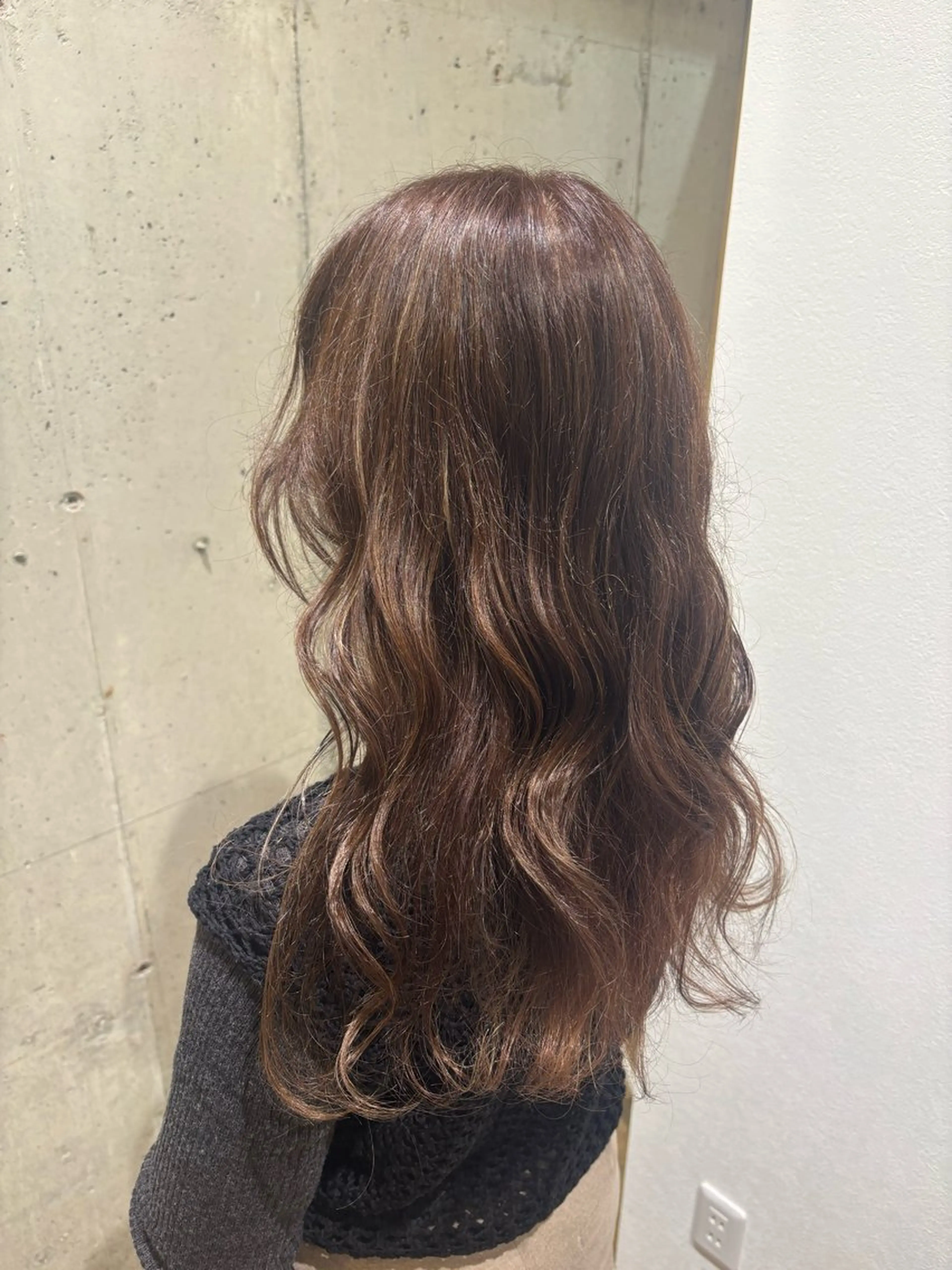 カラー ハイライトカラー Rim所属・塚本 結稀のヘアスタイル