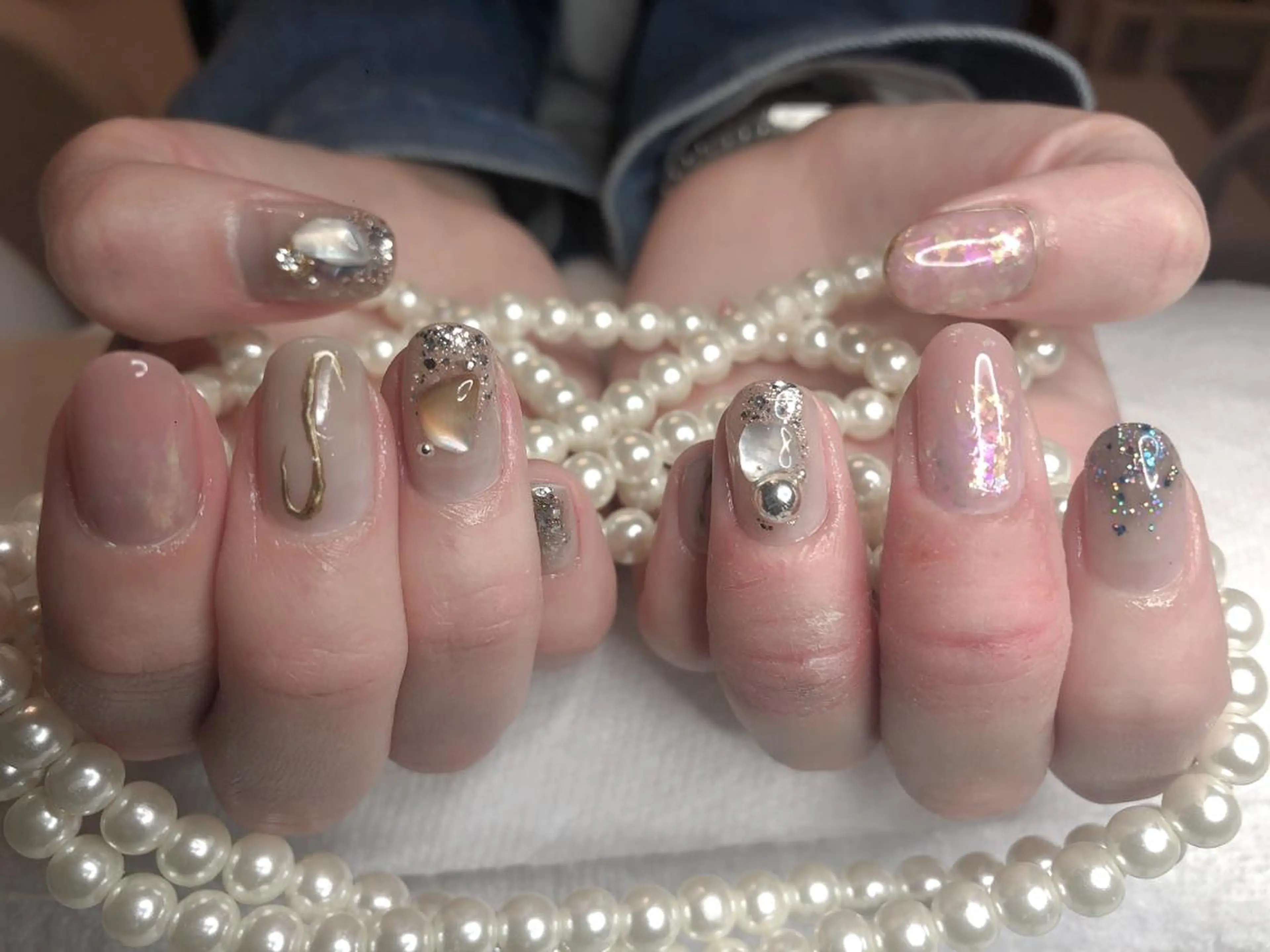 ミディアム ネイル ハンドネイル 長さ出し専門 nynaのネイルデザイン