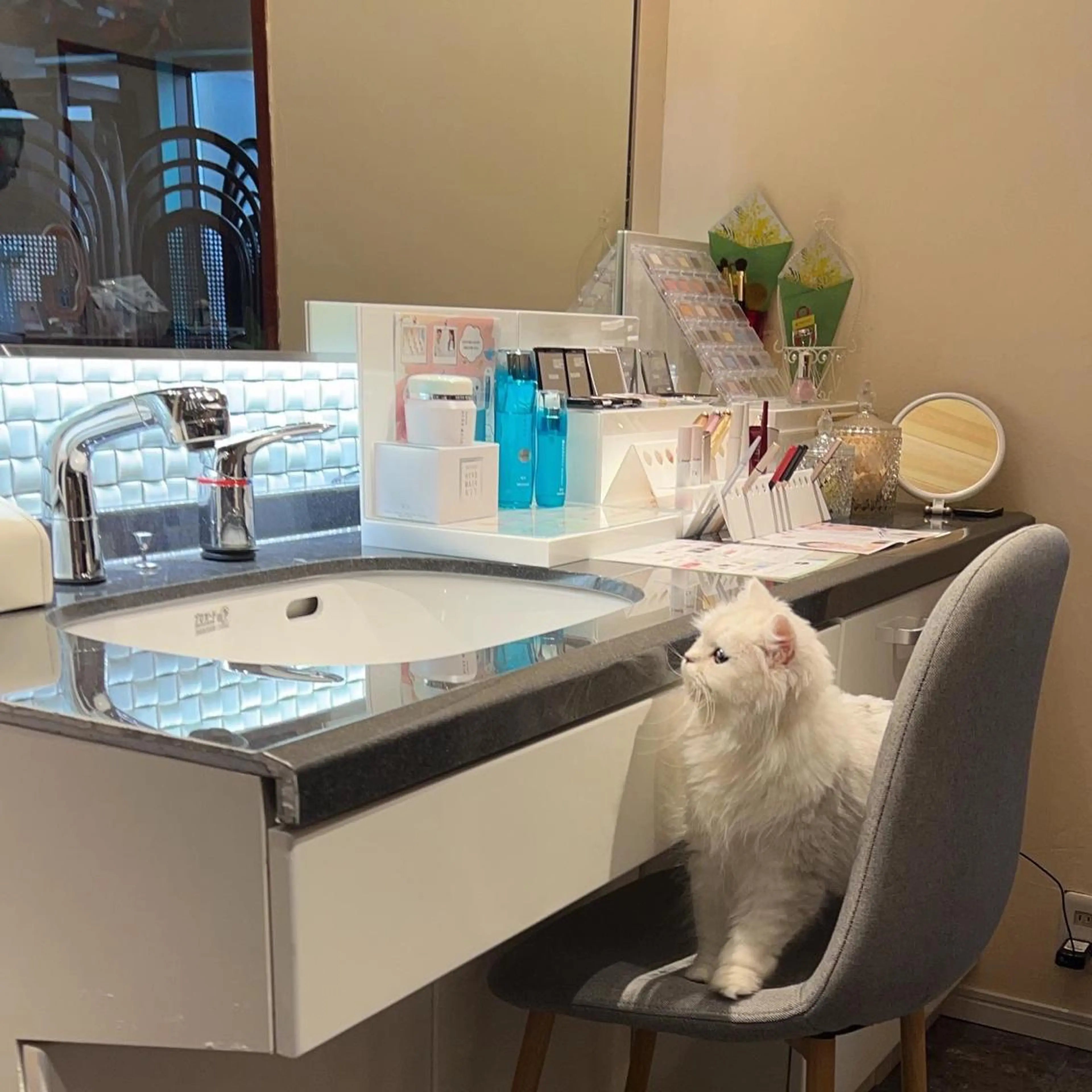 【安心ハンドテク】 メナード富田丘のエステ・リラクイメージ