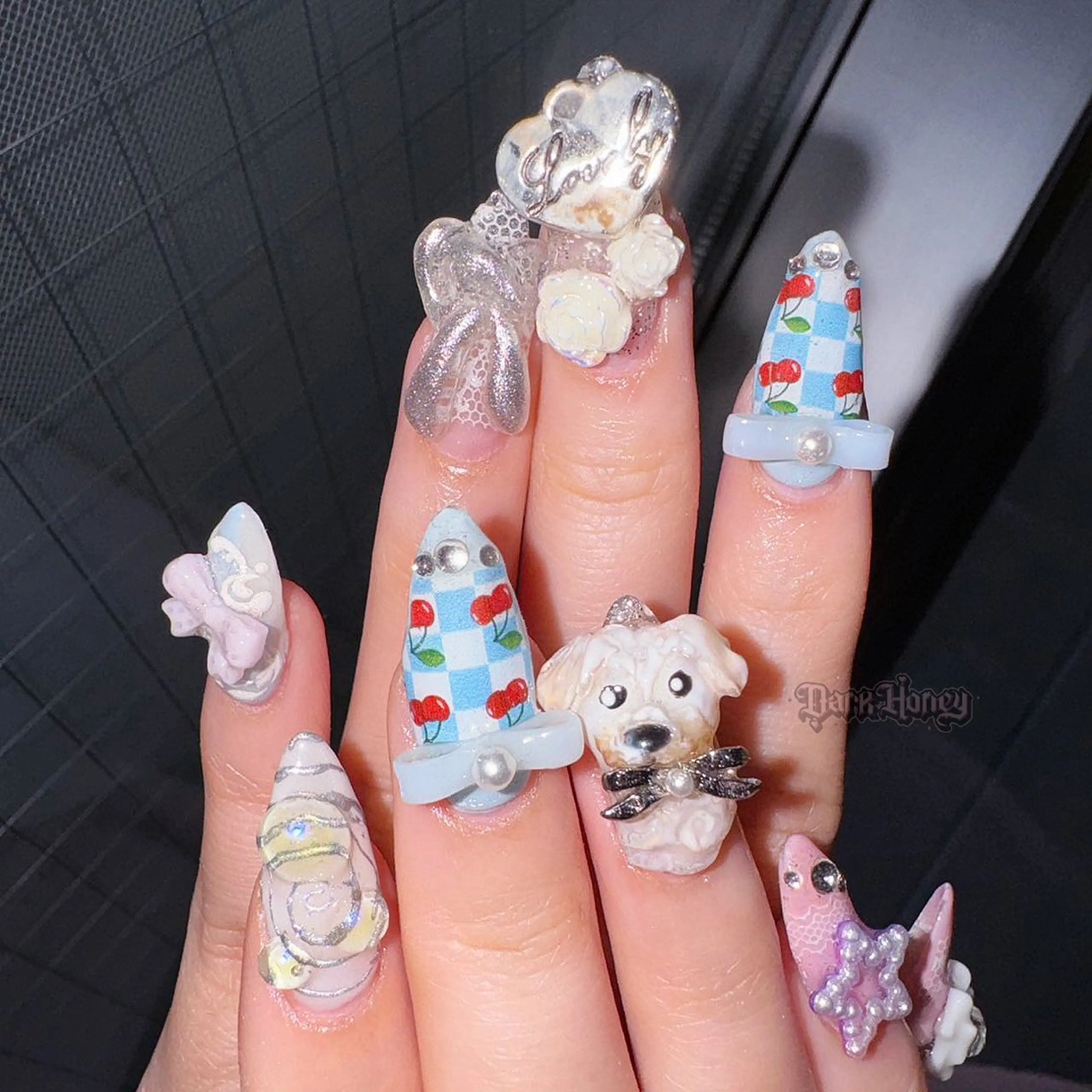 ネイル Dark honey スカルプ専門原宿店のネイルデザイン