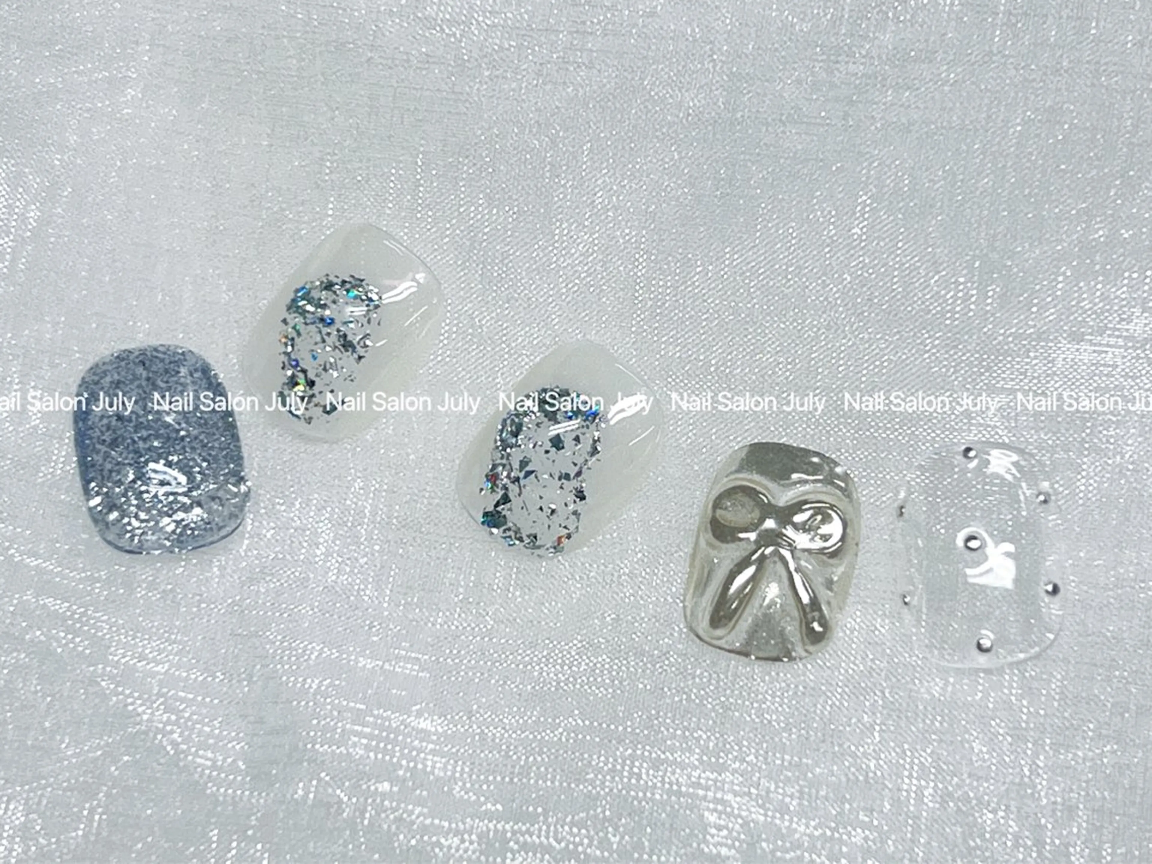 ネイル アートネイル オーロラネイル ジェルネイル ガーリー キラキラネイル July モモのネイルデザイン