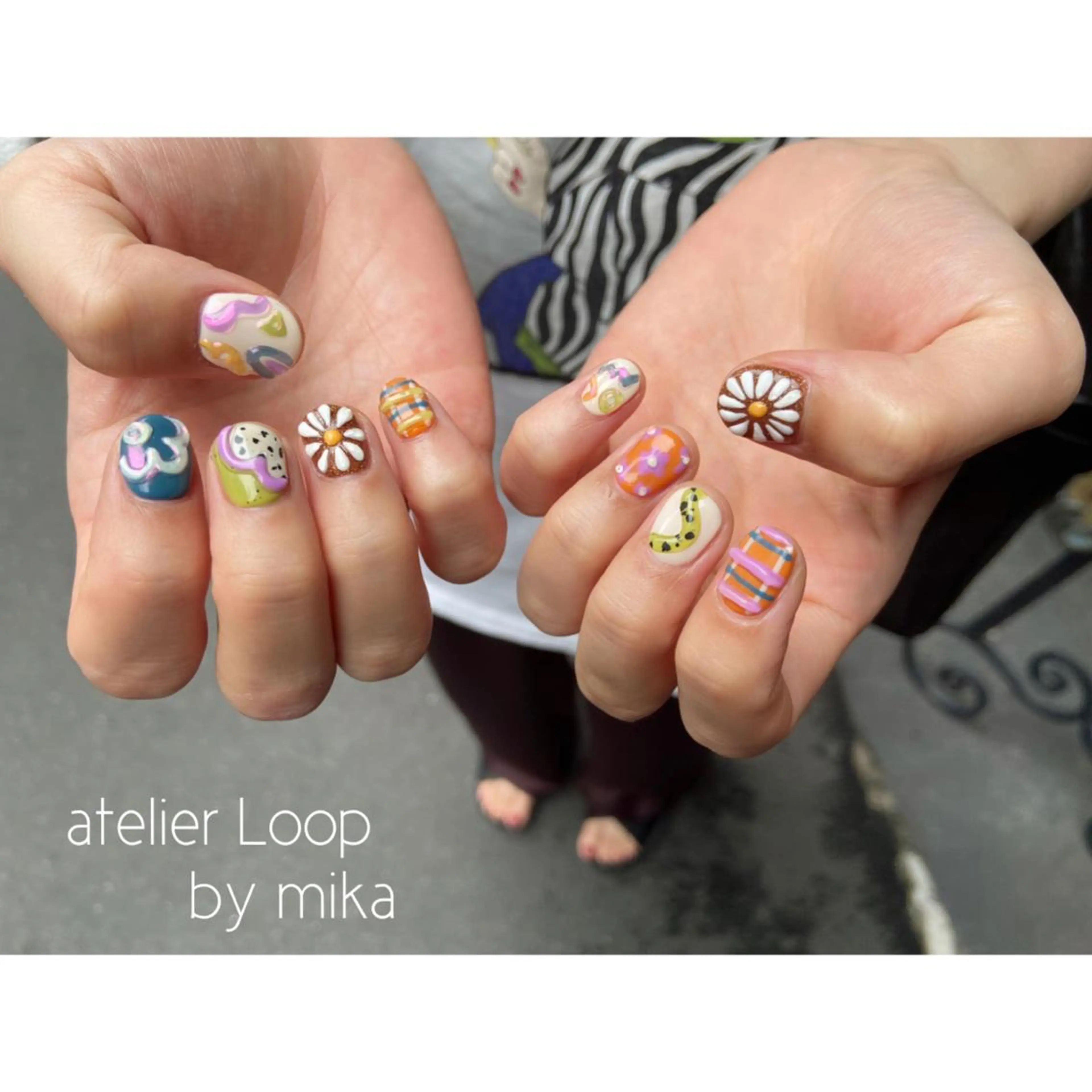 ネイル カジュアル クリアネイル atelierLoopbyshiho所属・atelier Loop♪MIKAのネイルデザイン