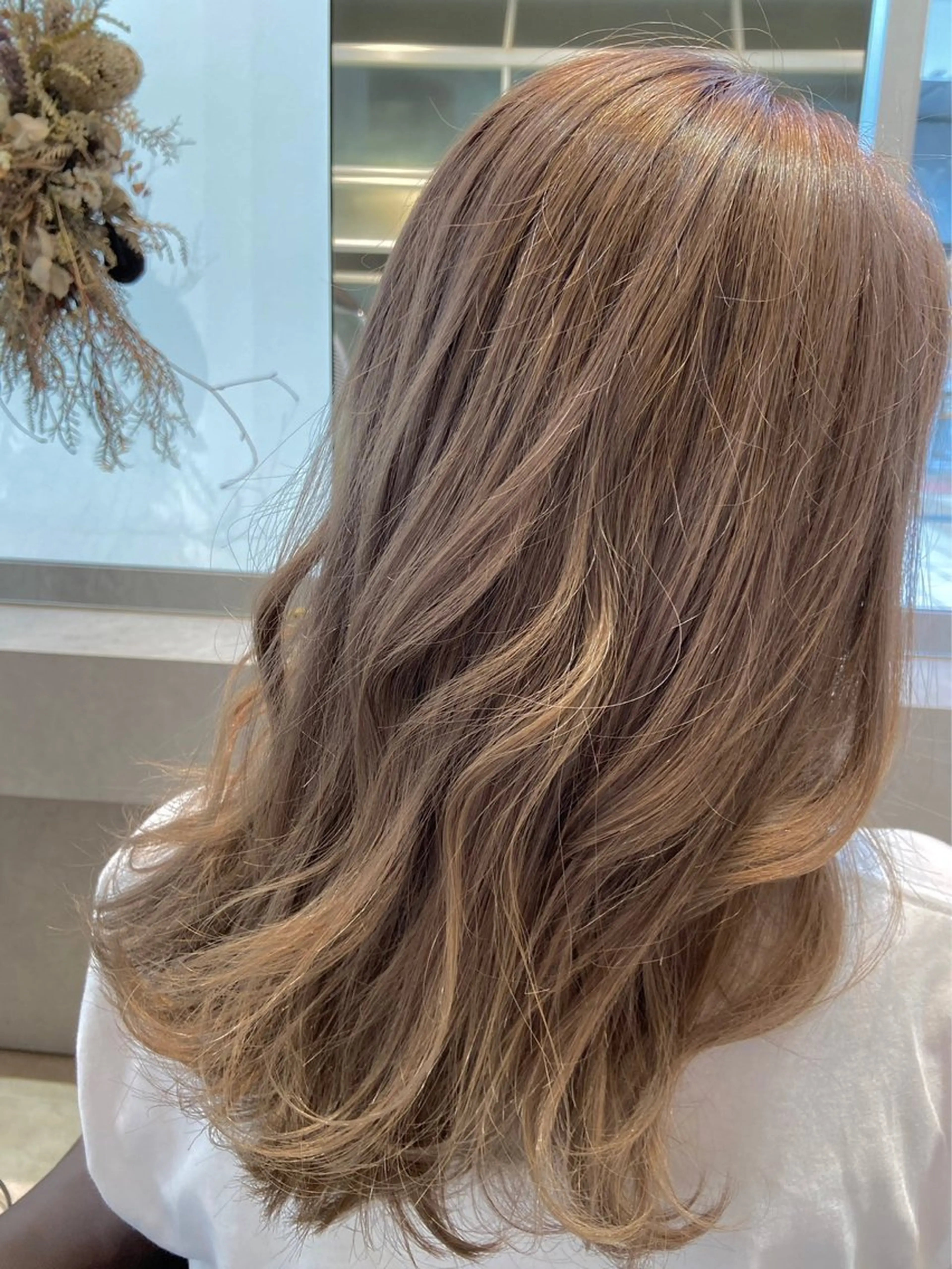 ミディアム カラー ベージュカラー カット ヘアカラー ☆Lolonois 森ノ宮《KOKU》☆のヘアスタイル