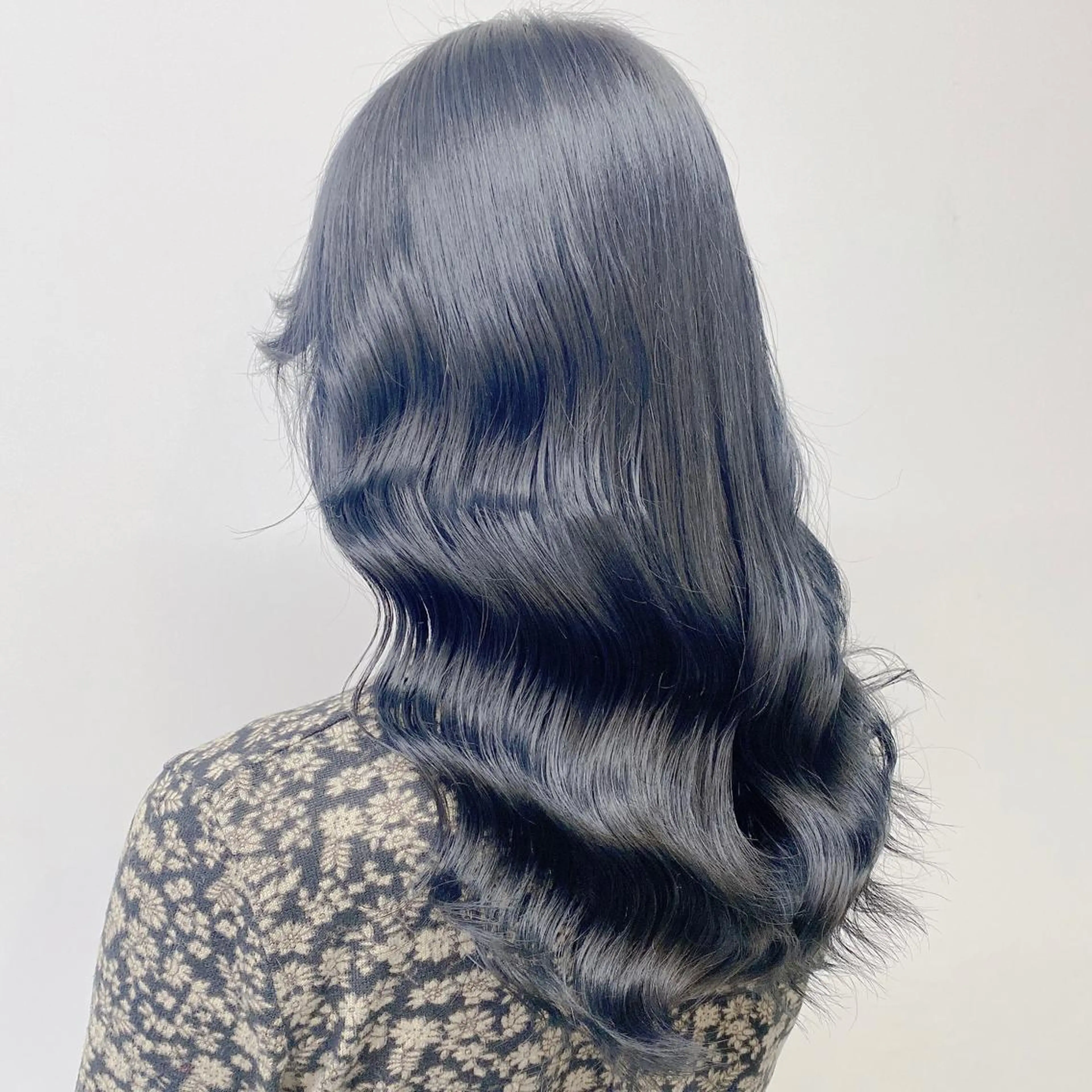 ミディアム カラー ヘアアレンジ ブルーカラー ブルージュ ヨシンモリ ARiA by ECLART所属・💖韓国ヘアの匠 💖TAKUMI💖のヘアスタイル