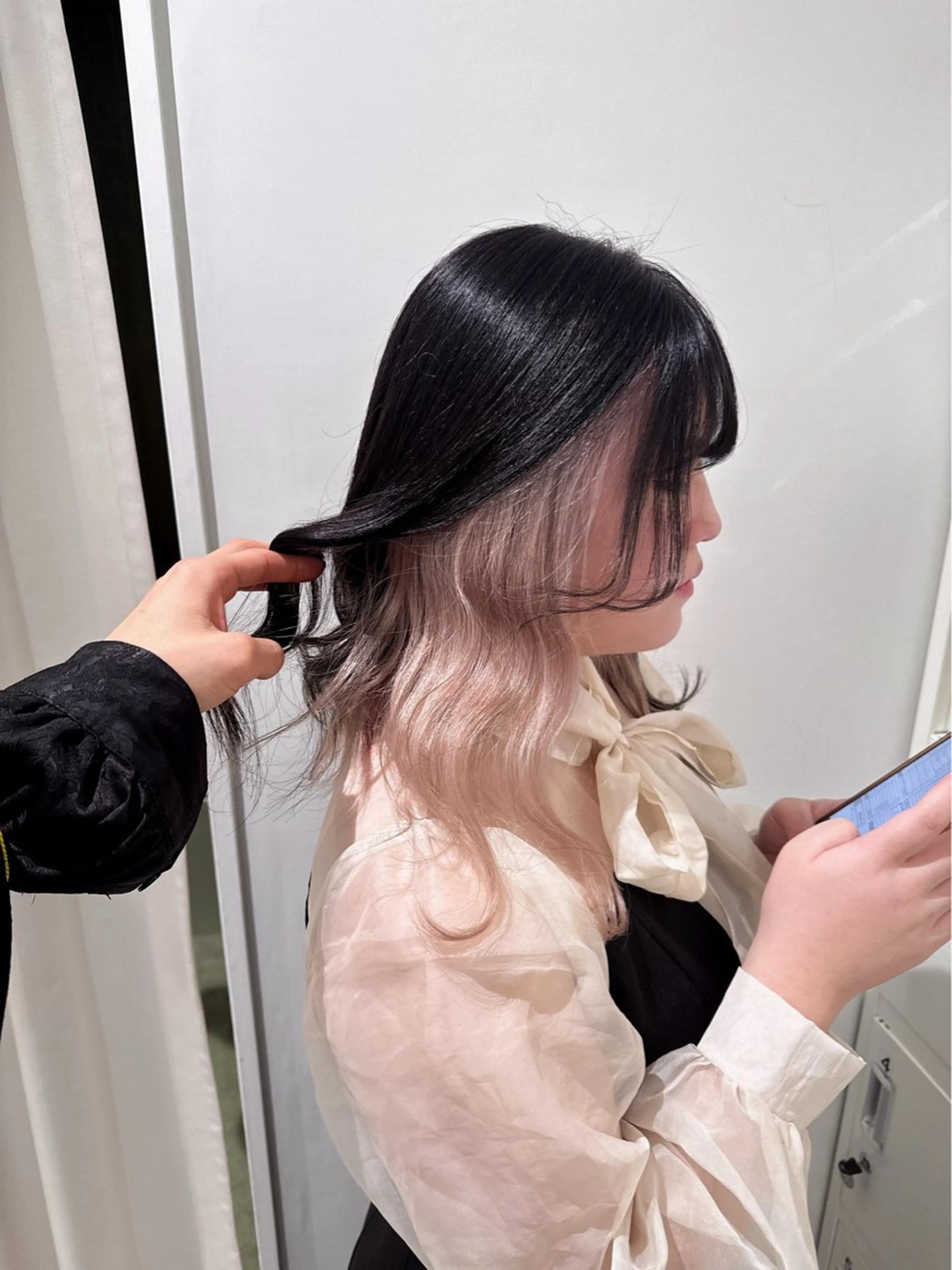 ミディアム 髪質改善 ヘアカラー サロウィン新宿三丁目East所属・💕冬モテ×上品色気 モテヘア💕山田航介のヘアスタイル