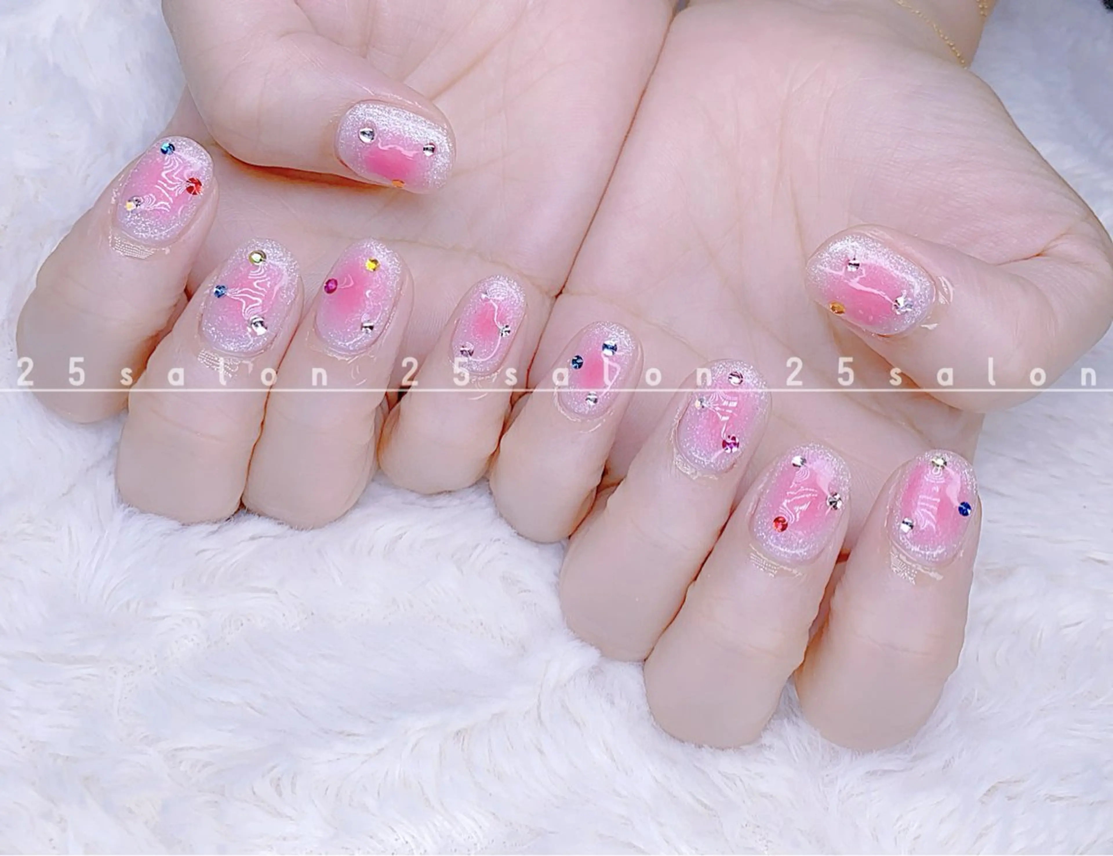 ネイル ジェルネイル 韓国ネイル ニュアンスネイル パラジェル ワンホンネイル 2 5のマツエク・マツパデザイン