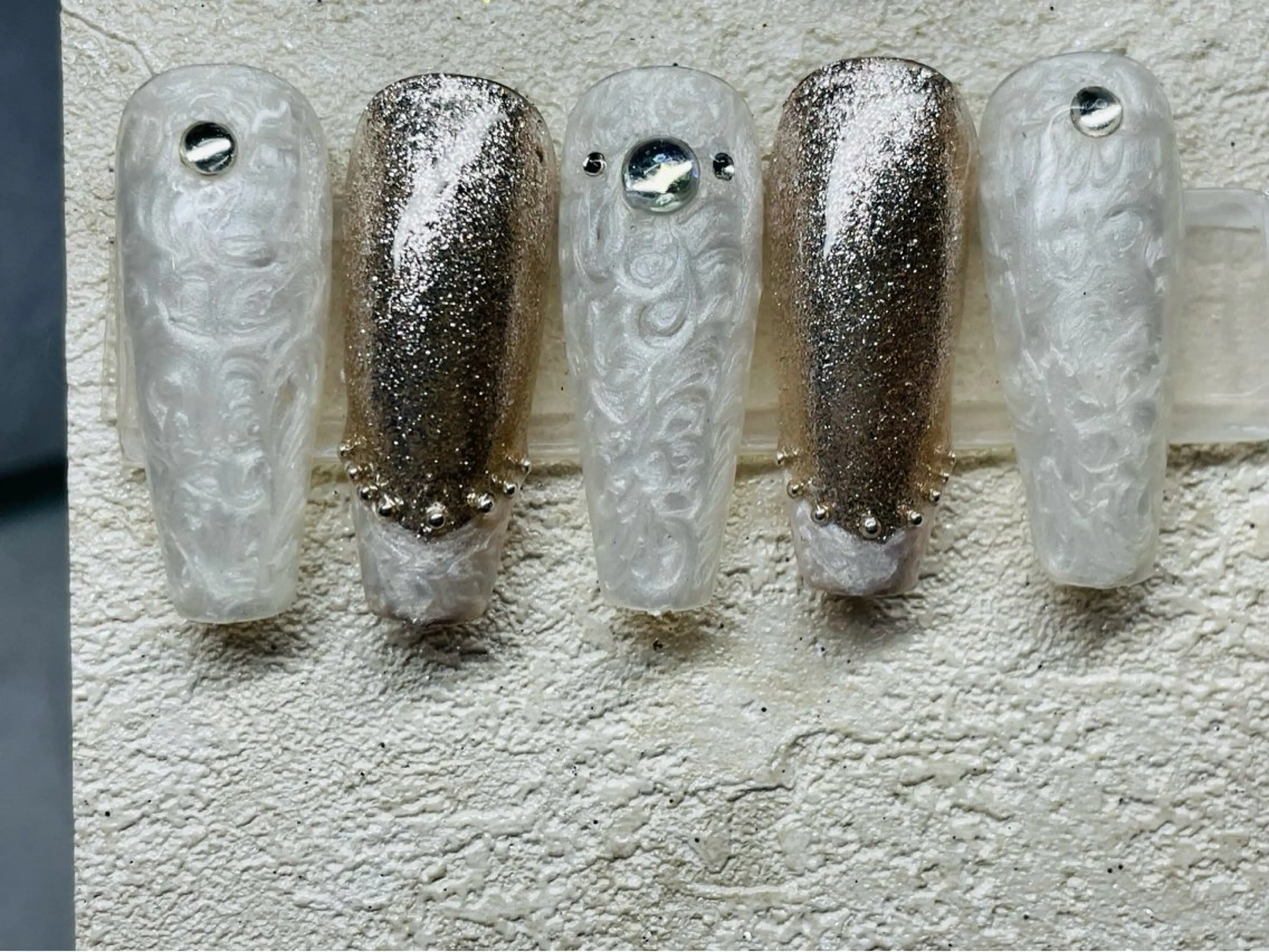 ネイル E-ten所属・友 美のネイルデザイン