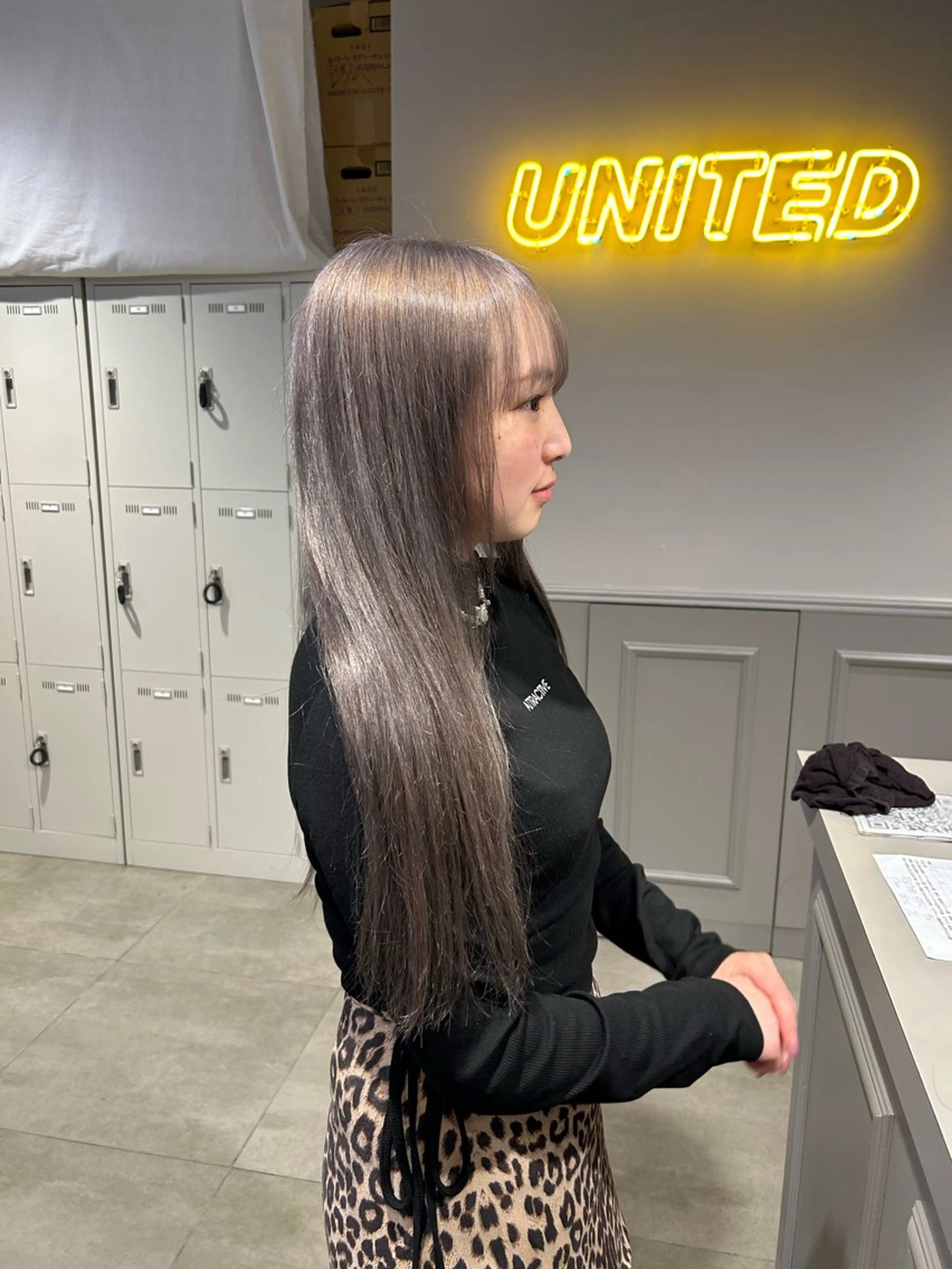 カラー ヘアカラー ヘアセット 韓国/トレンド レイヤー【101】のヘアスタイル