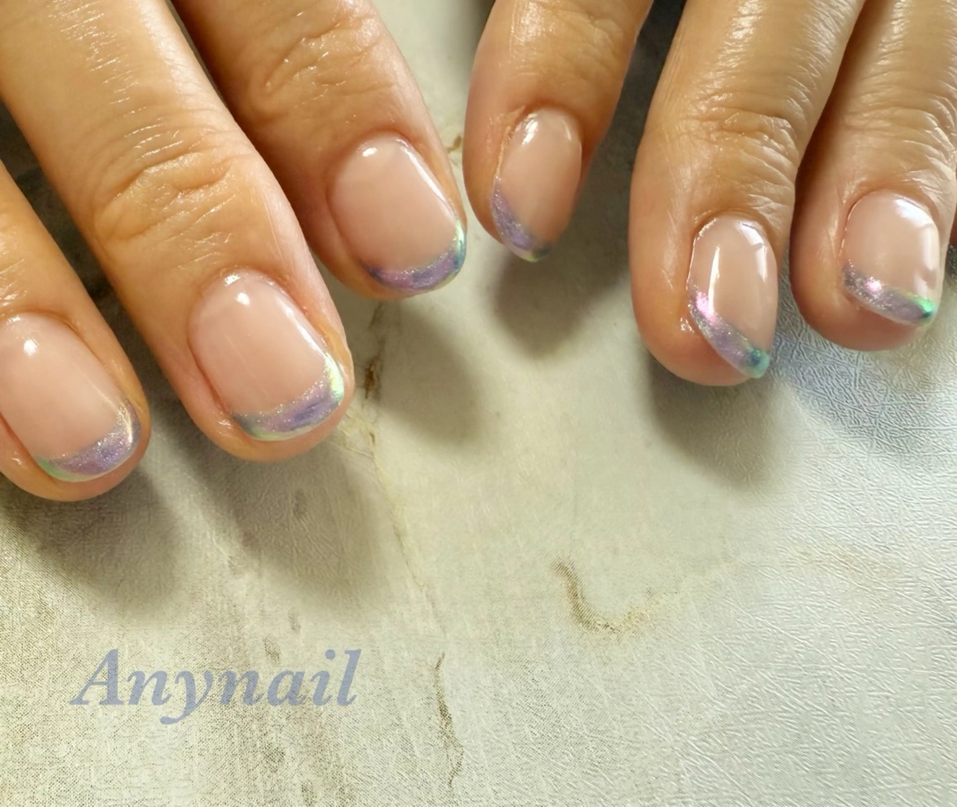 ネイル オーロラネイル ブルー フレンチネイル マグネットネイル マグネットフレンチ 岩澤 恵子のネイルデザイン