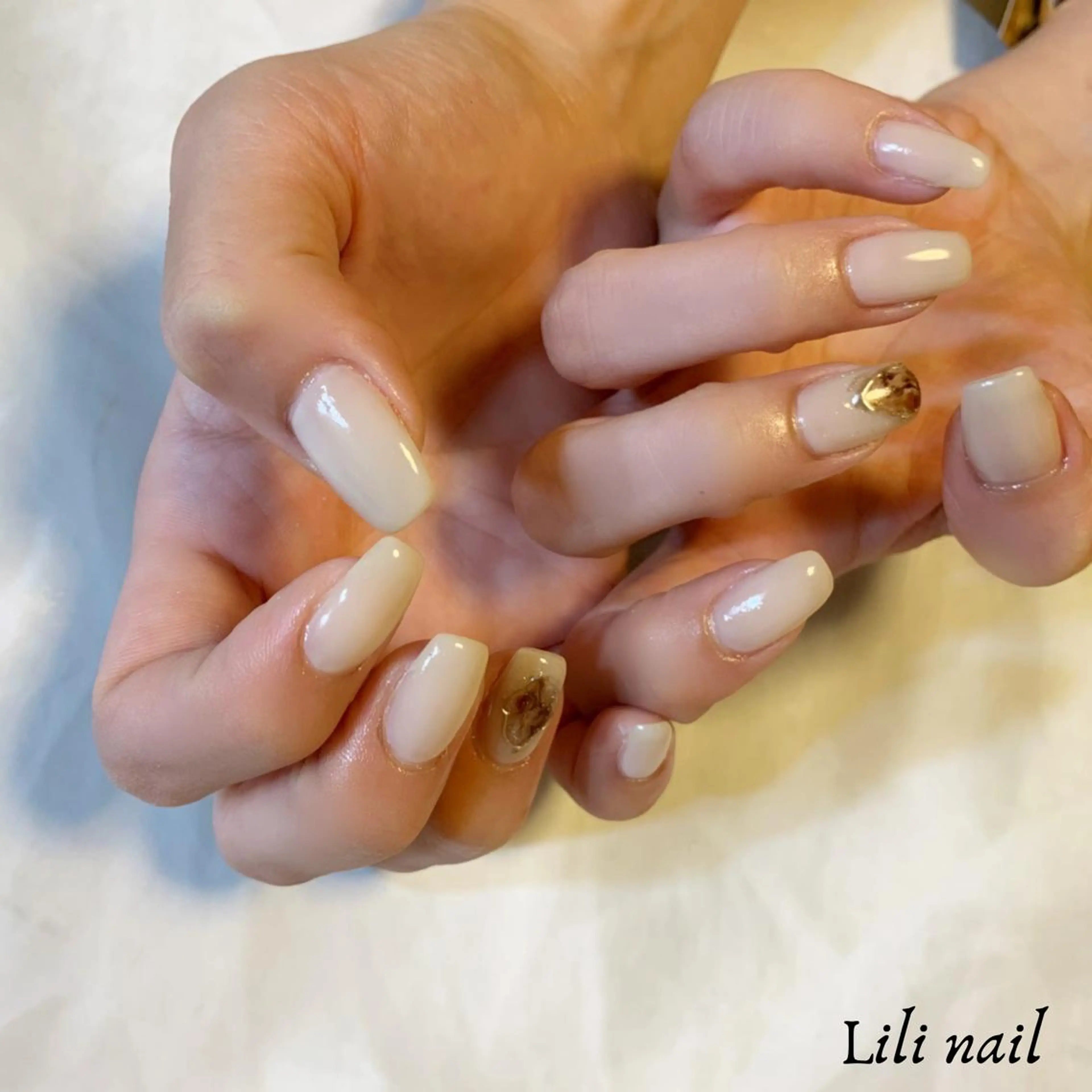 ネイル ミラーネイル Lili beauty salon所属・Lilibeauty salonのネイルデザイン