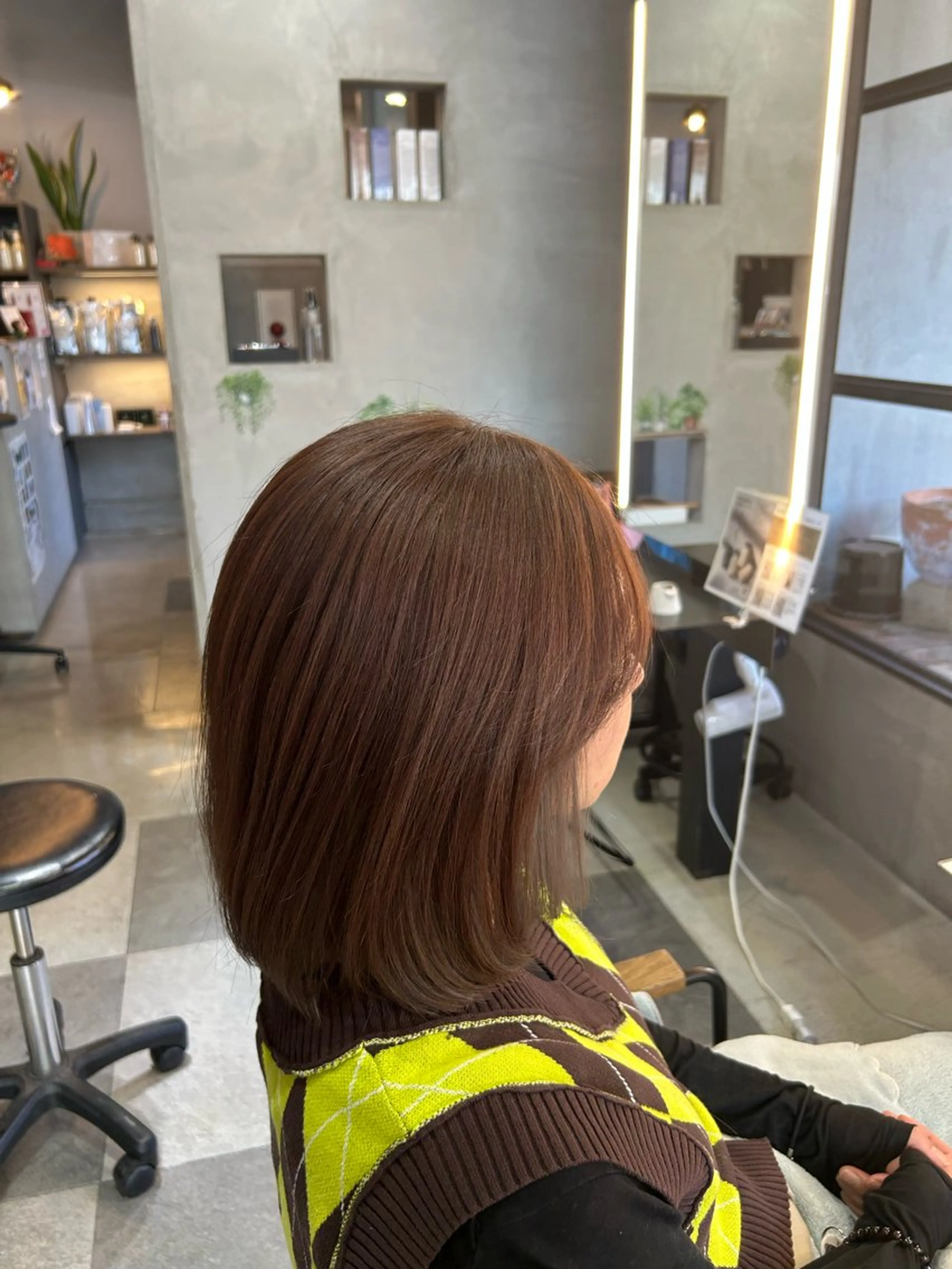 ミディアム カラー カット ヘアカラー トリートメント 艶カラー/ベージュ/ ショート/安岡哲兵のヘアスタイル