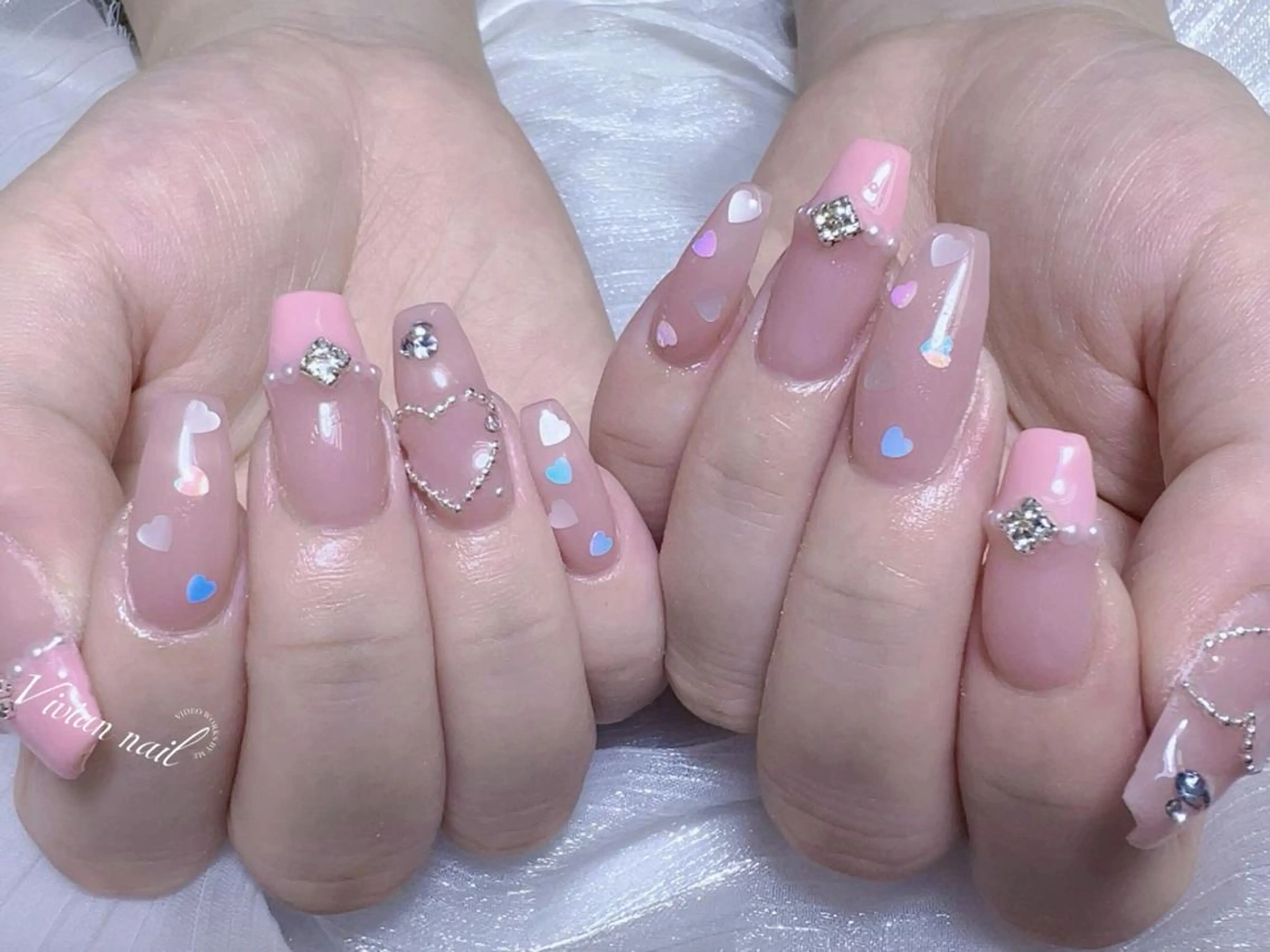 ネイル VIVIAN リサのネイルデザイン