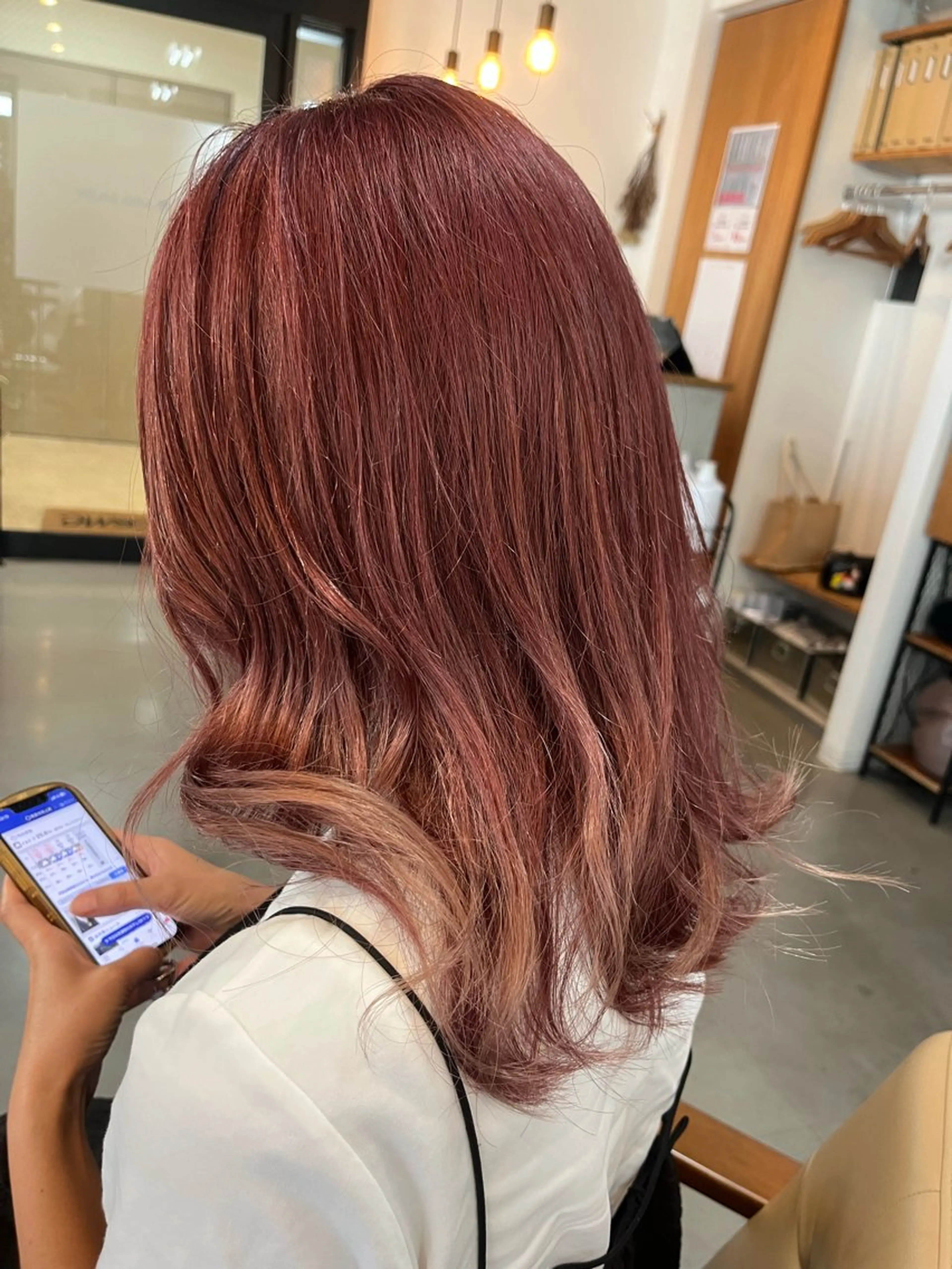 セミロング カット ヘアカラー JUNO所属・阪神西宮★JUNO 川﨑温子のヘアスタイル