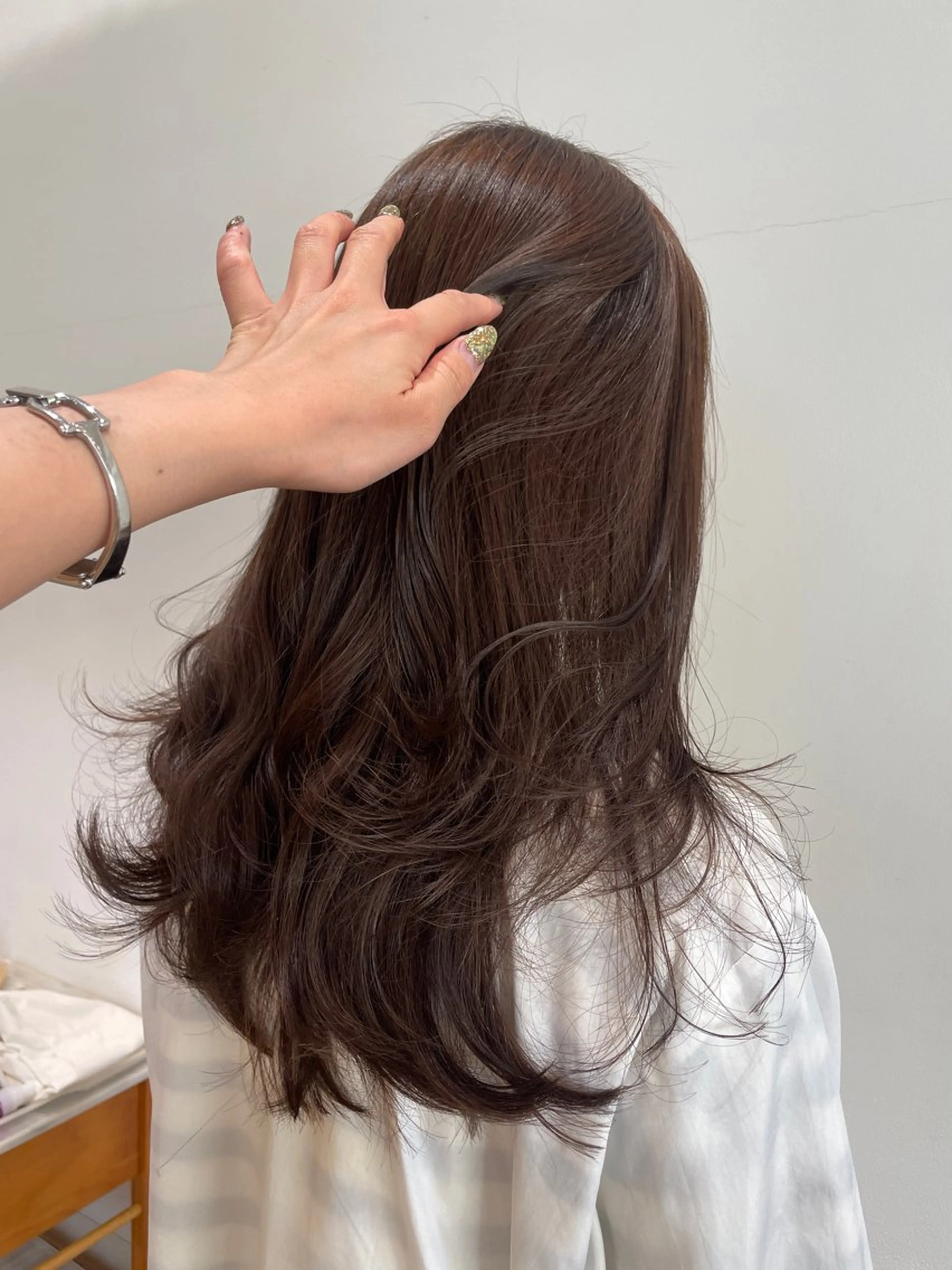 カラー 市吉 杏奈のヘアスタイル