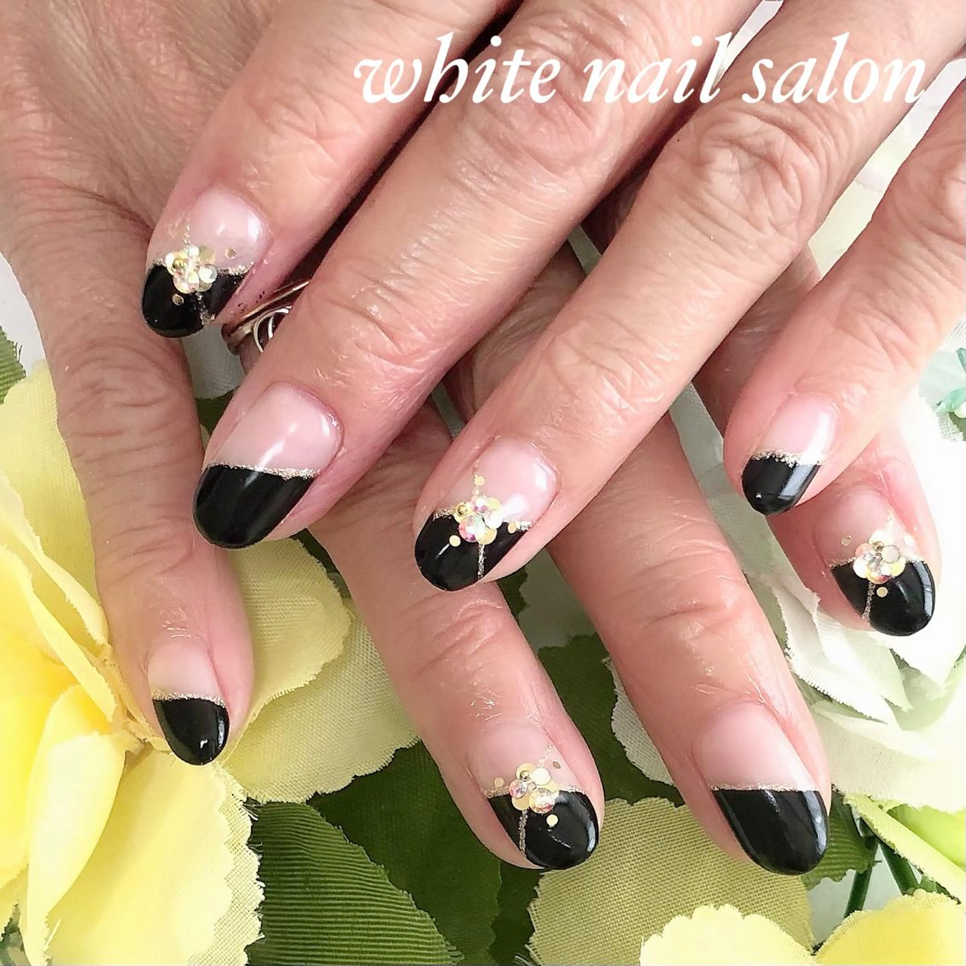 ネイル アートネイル フレンチネイル ジェルネイル ハードジェル 持ち込み ハンドネイル white nail salonのネイルデザイン