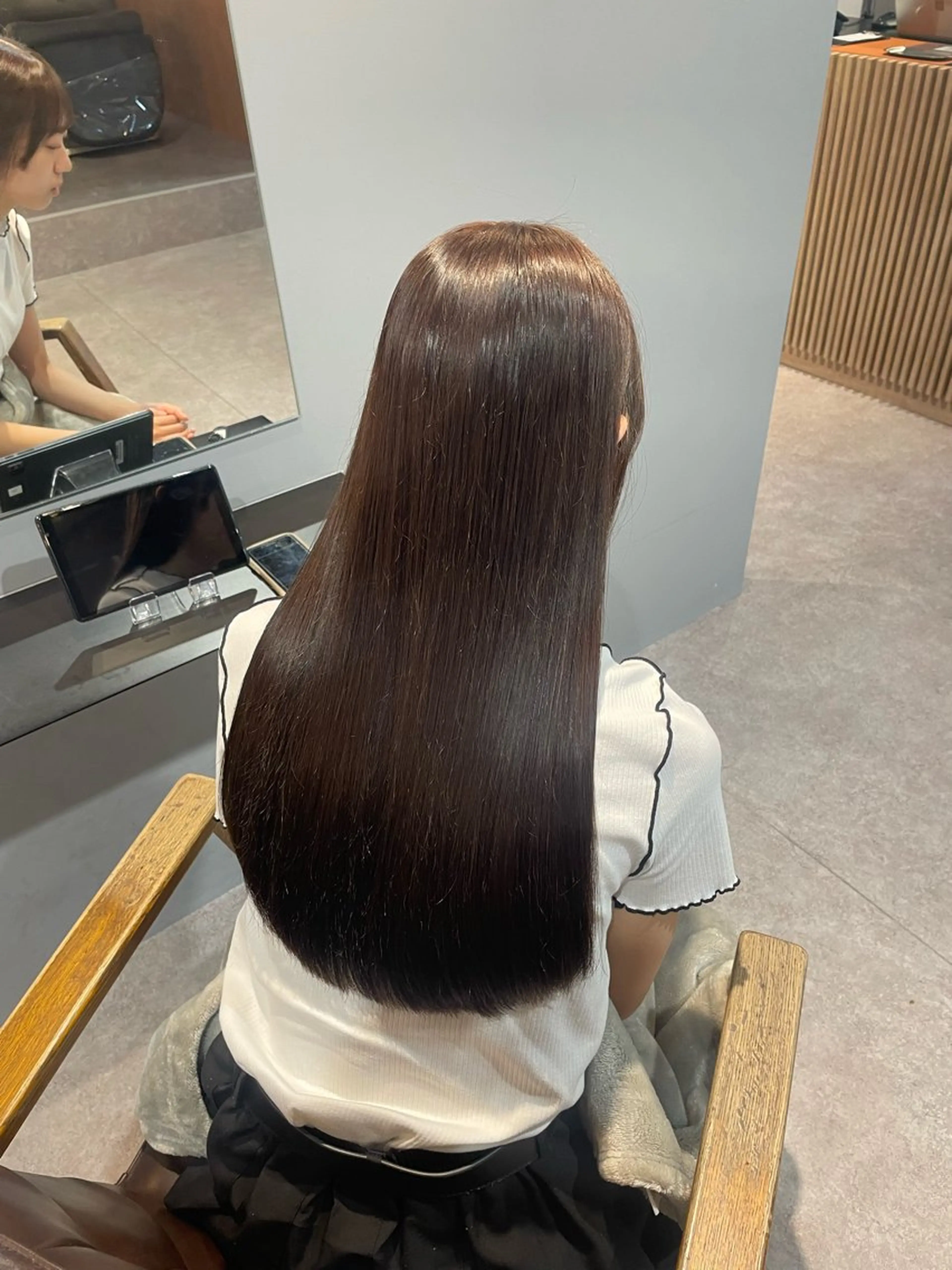 ロング Mimi🎀 ブリーチなしＷカラーのヘアスタイル