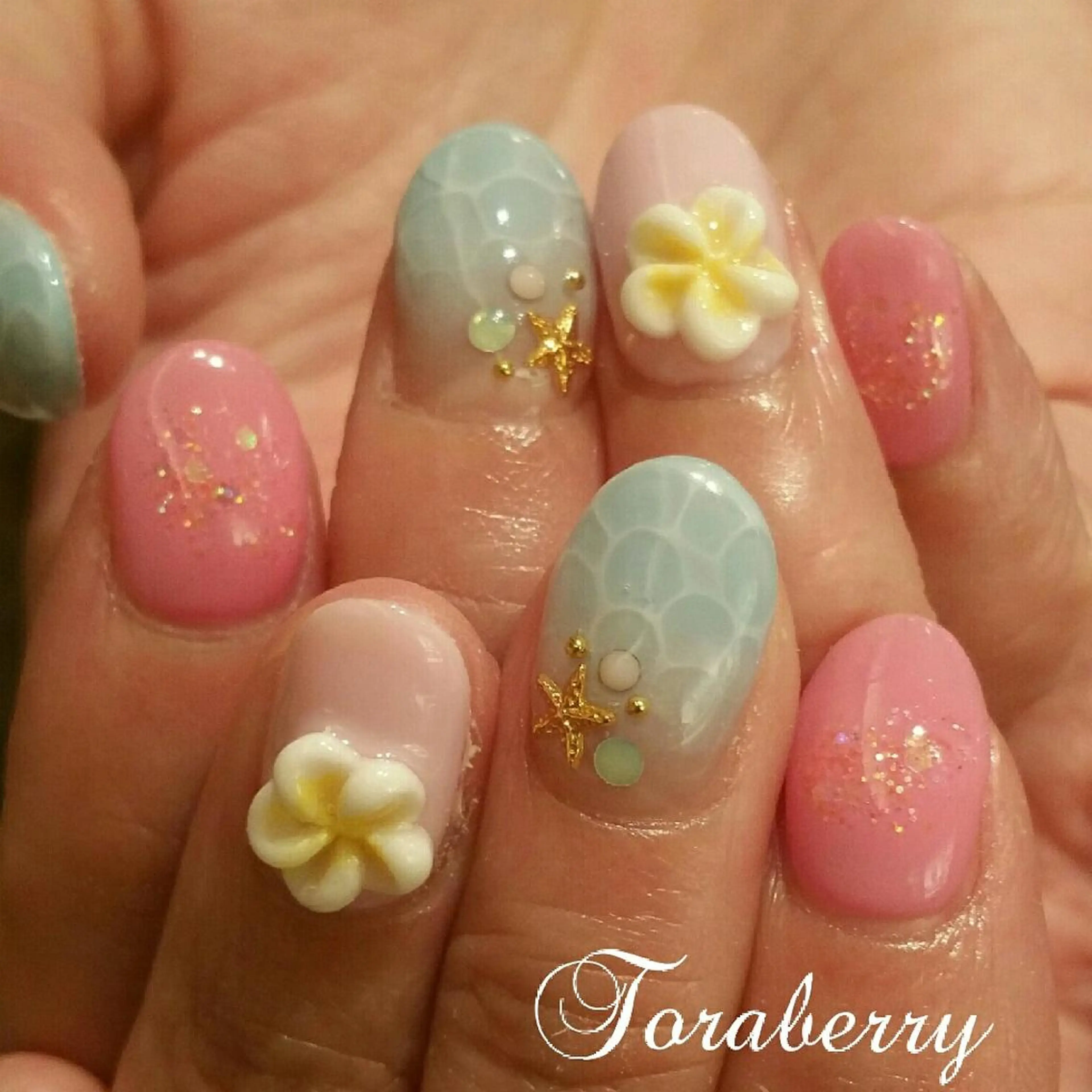 ネイル 持ち込み ネイリスト なつみのネイルデザイン