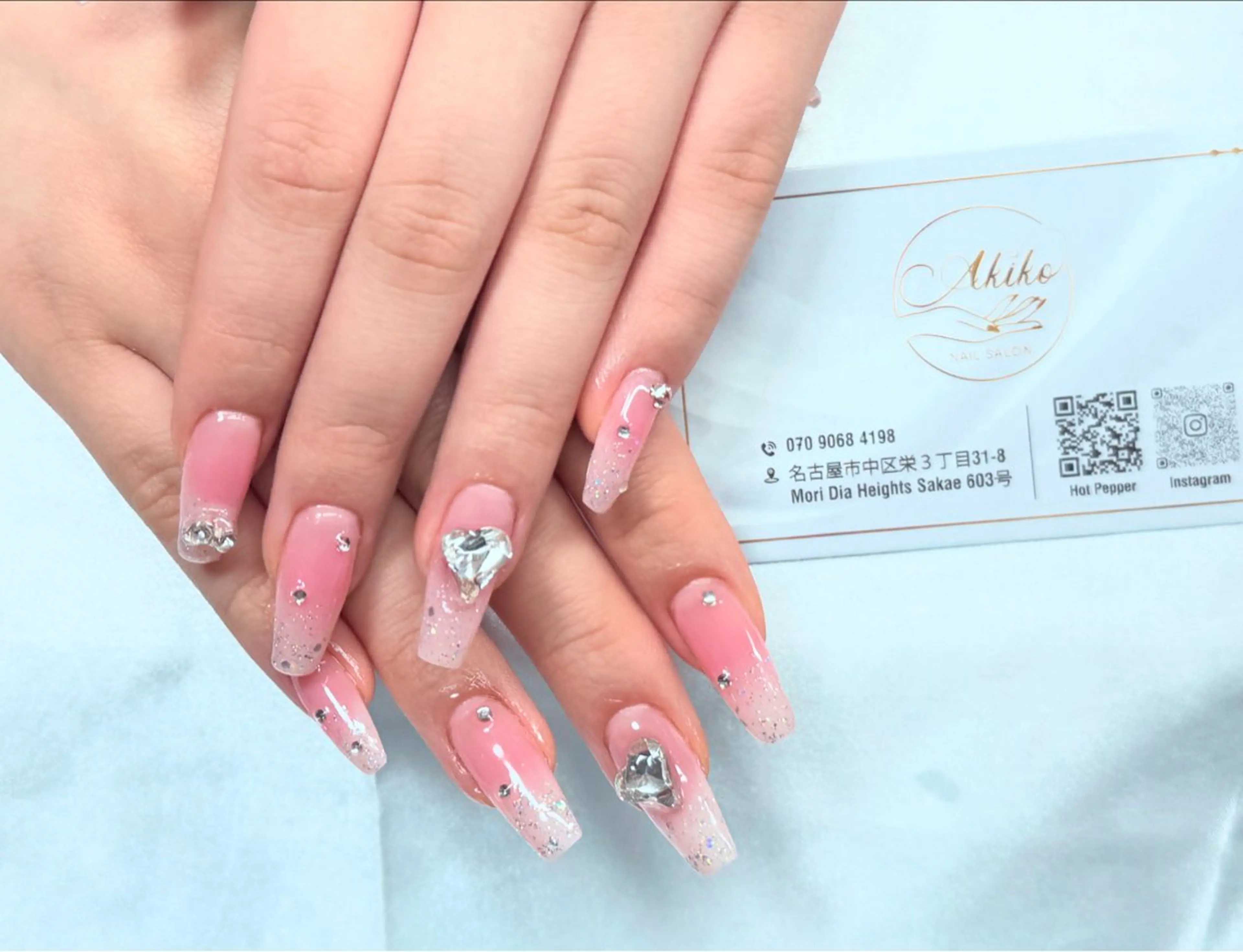 ネイル フットネイル ジェルネイル 韓国ネイル マグネットネイル 持ち込み ハンドネイル Akiko ネイルサロン所属・AKIKO ネイルサロンのネイルデザイン