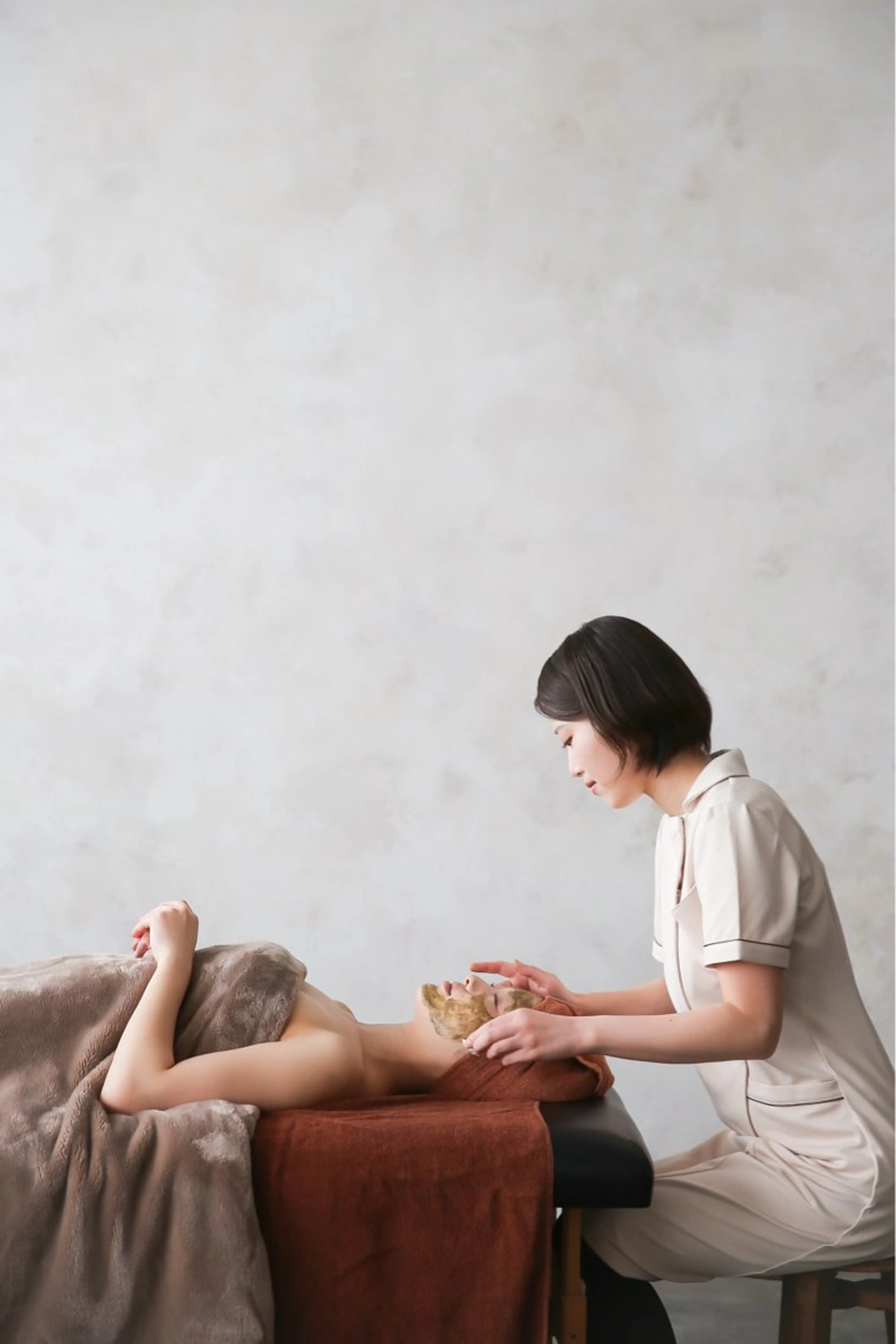 サロンドレナ名駅店所属・ハーブピーリング専門 サロンドレナ平岡のエステ・リラクイメージ