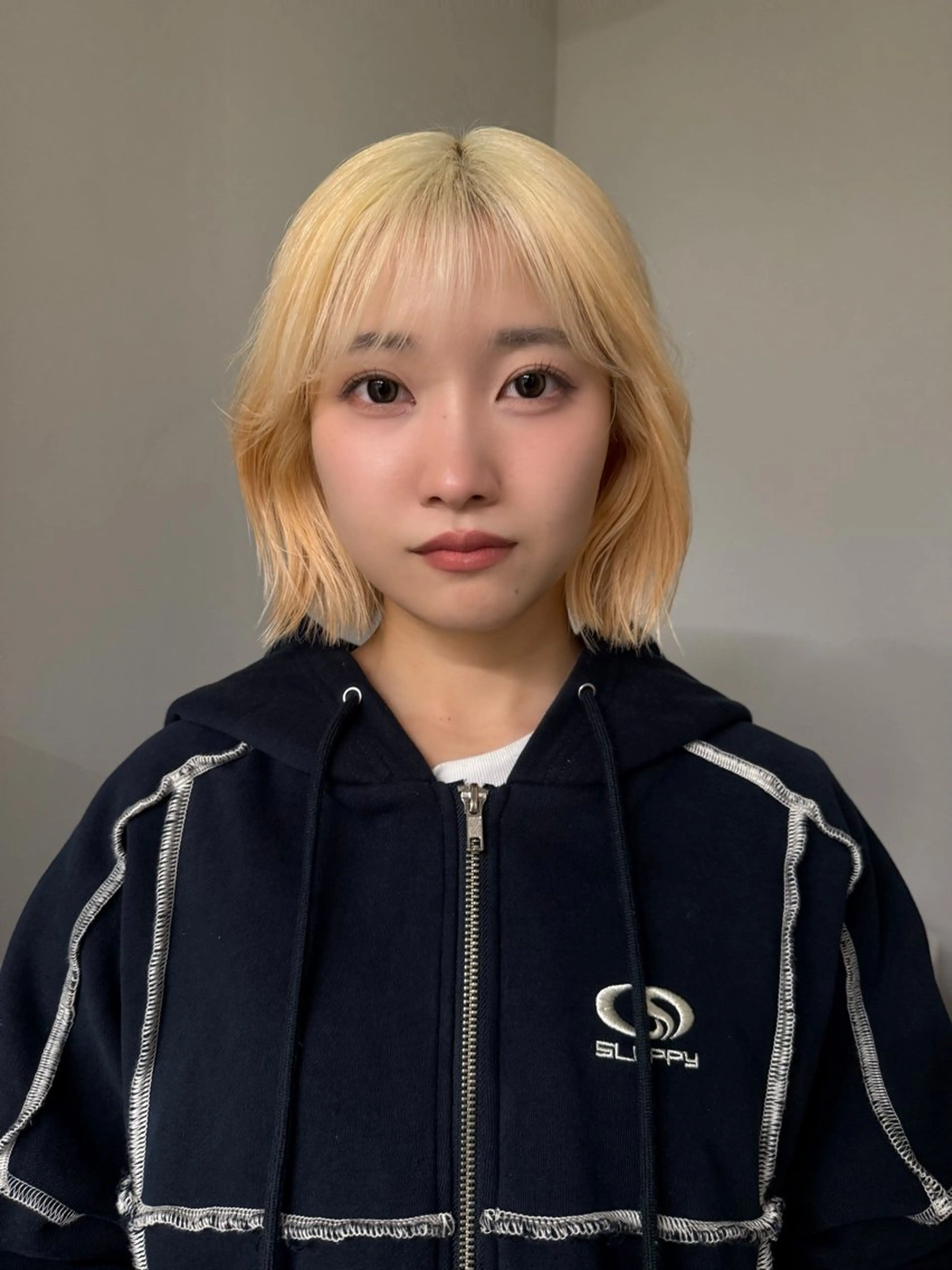 カラー 艶ブリーチ/表参道 ハイトーン /実乃梨のヘアスタイル