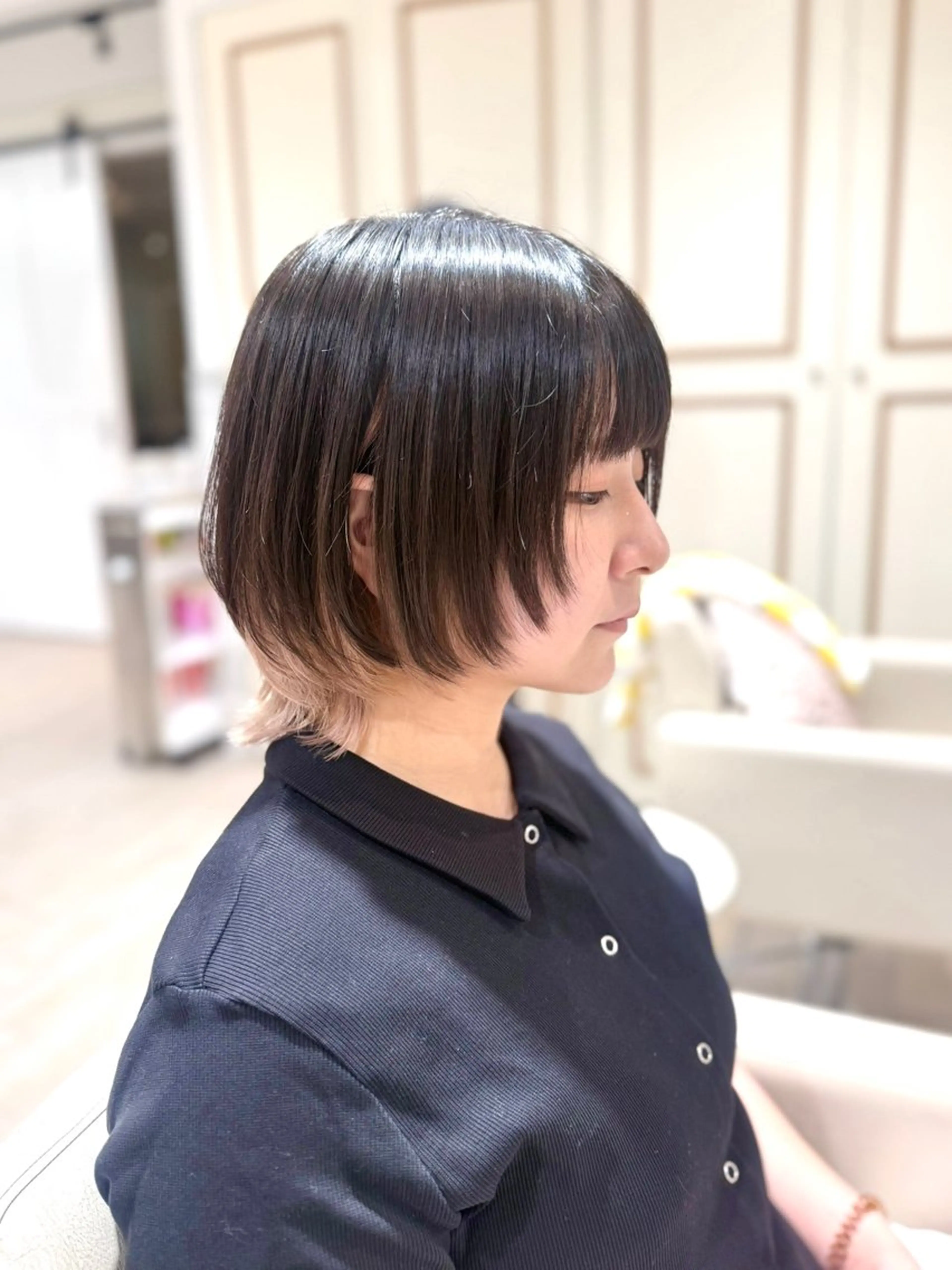 ミディアム カラー インナーカラー ウルフカット まつげ兼任しもさこ 🌟レイヤー得意のヘアスタイル