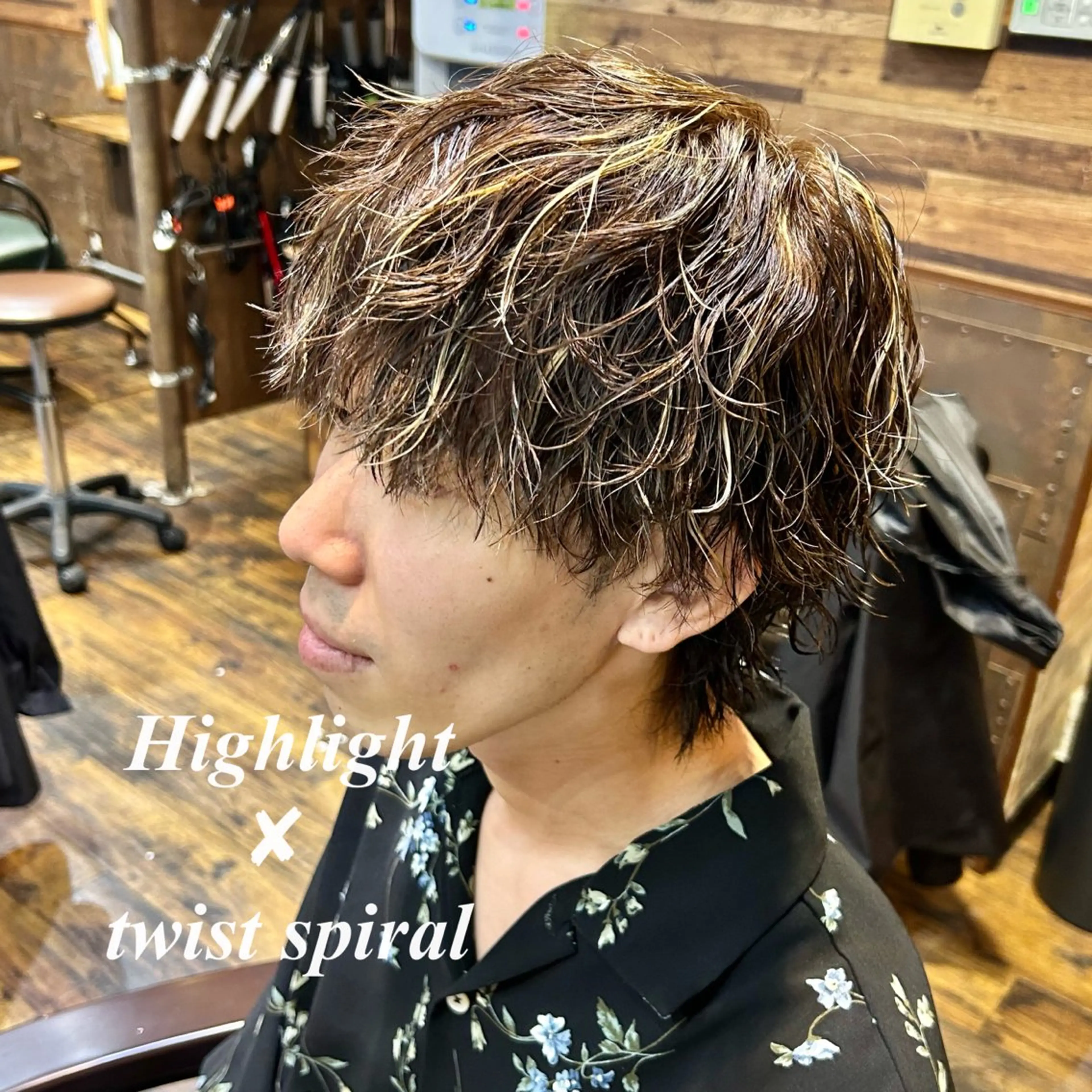 ショート カラー パーマ メンズ ツイスパ/メンズ特化 🦋𝑺𝑶𝑵𝑬の眉毛・アイブロウイメージ