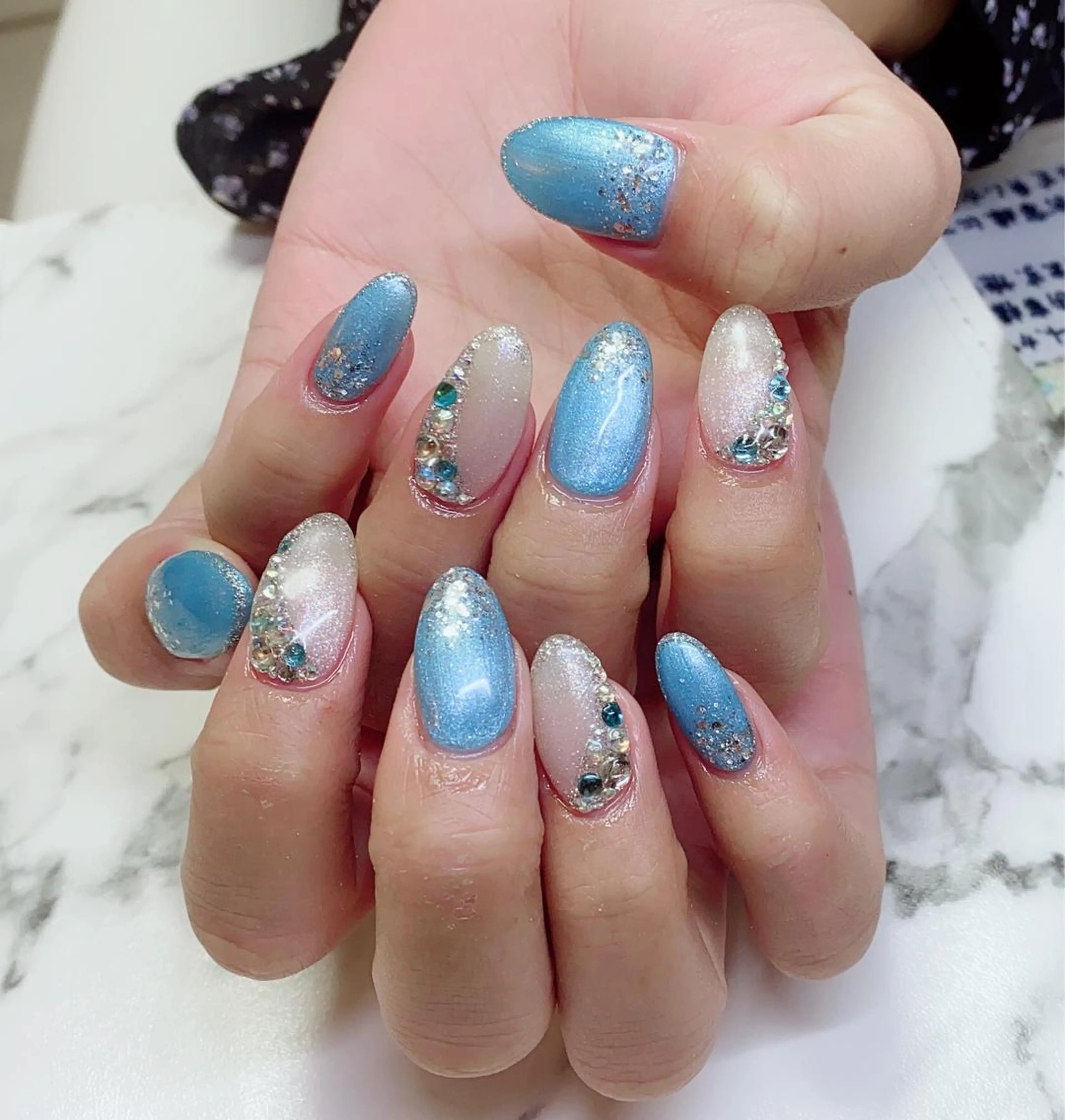 カラー ネイル 長さ出し Q Free nailsのネイルデザイン
