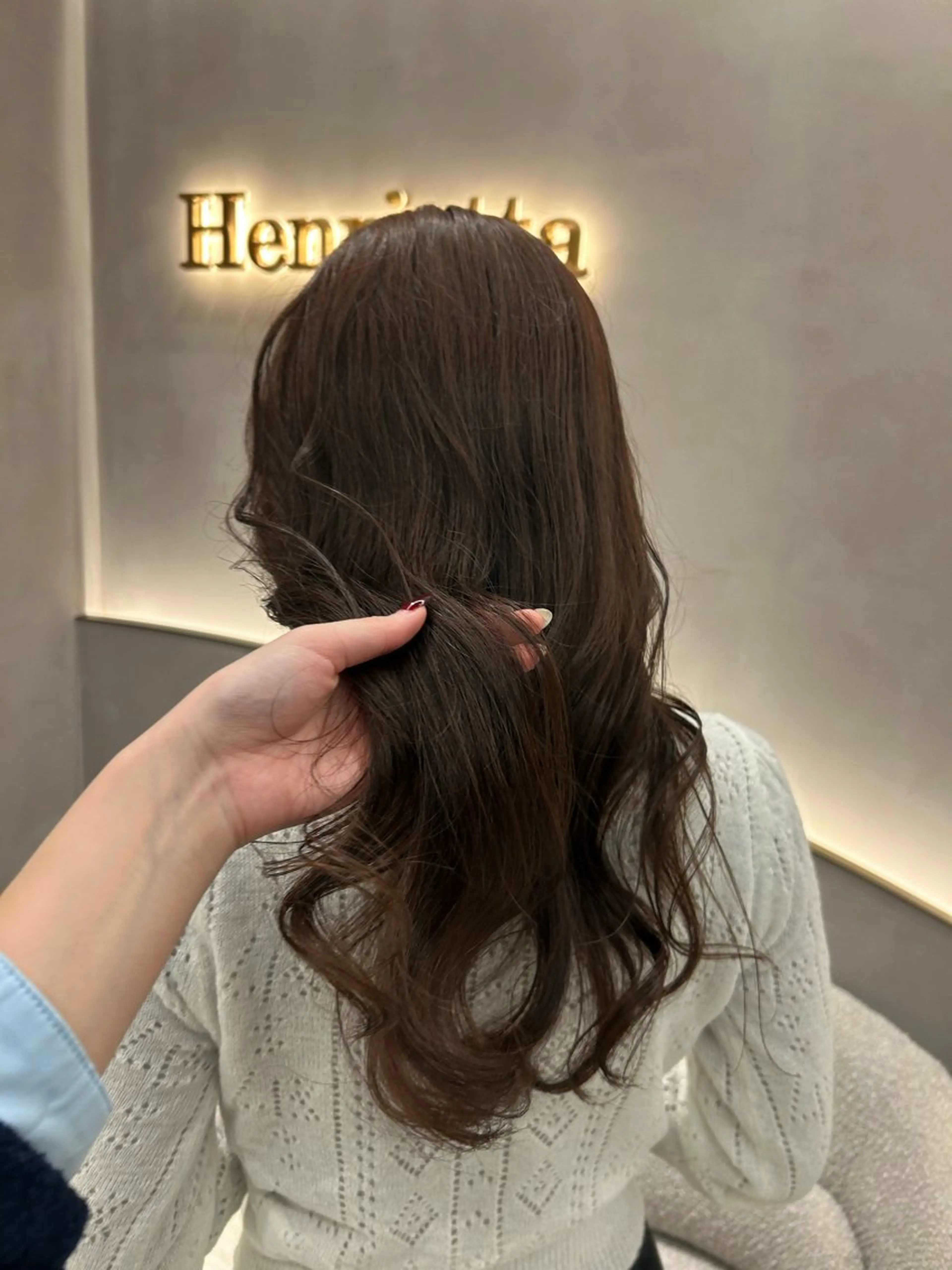 ロング カラー 清水 結生のヘアスタイル