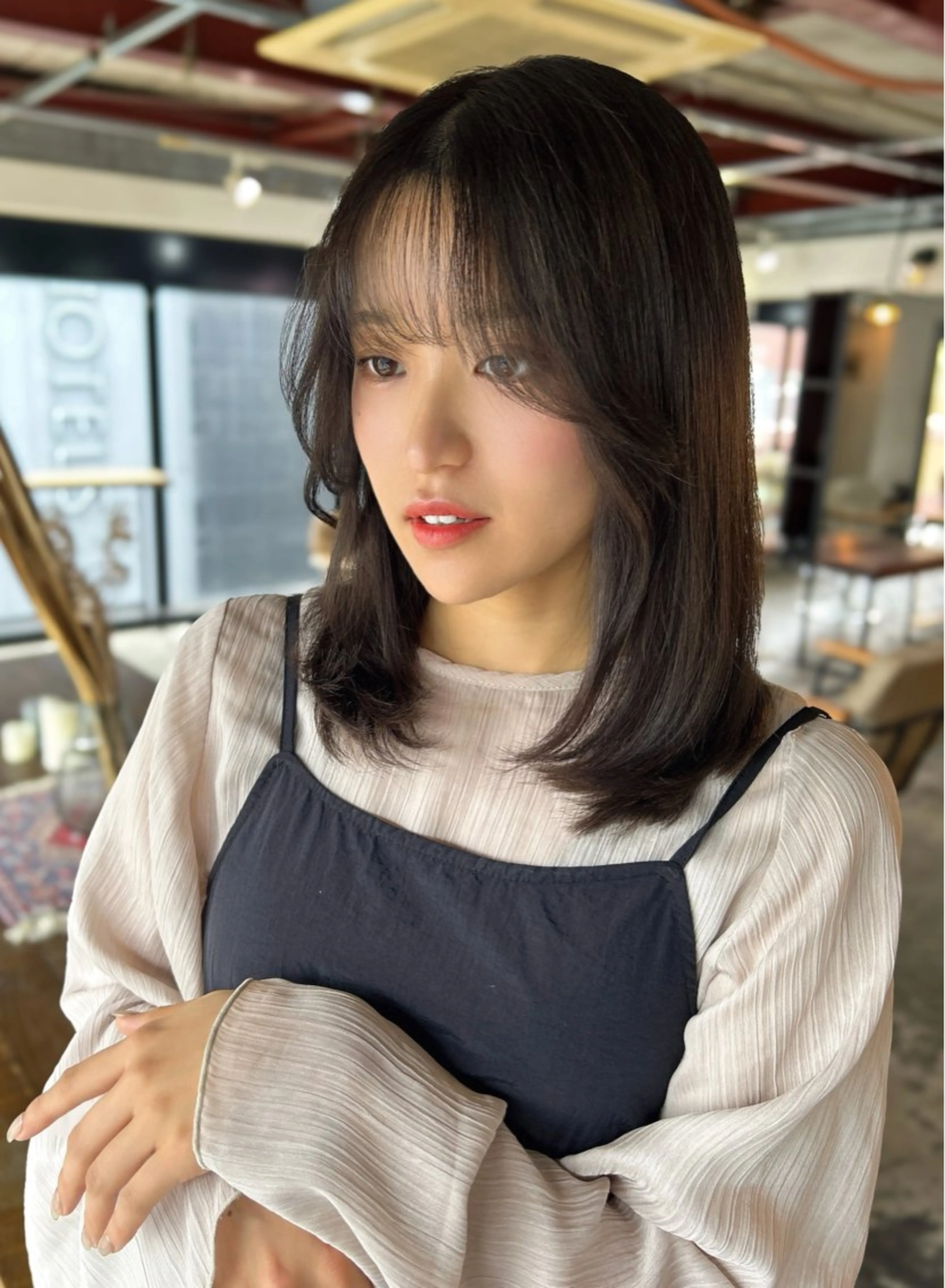 ミディアム カラー カット ヘアカラー トリートメント 透明感/ハイトーン カラー/SHISEIのヘアスタイル