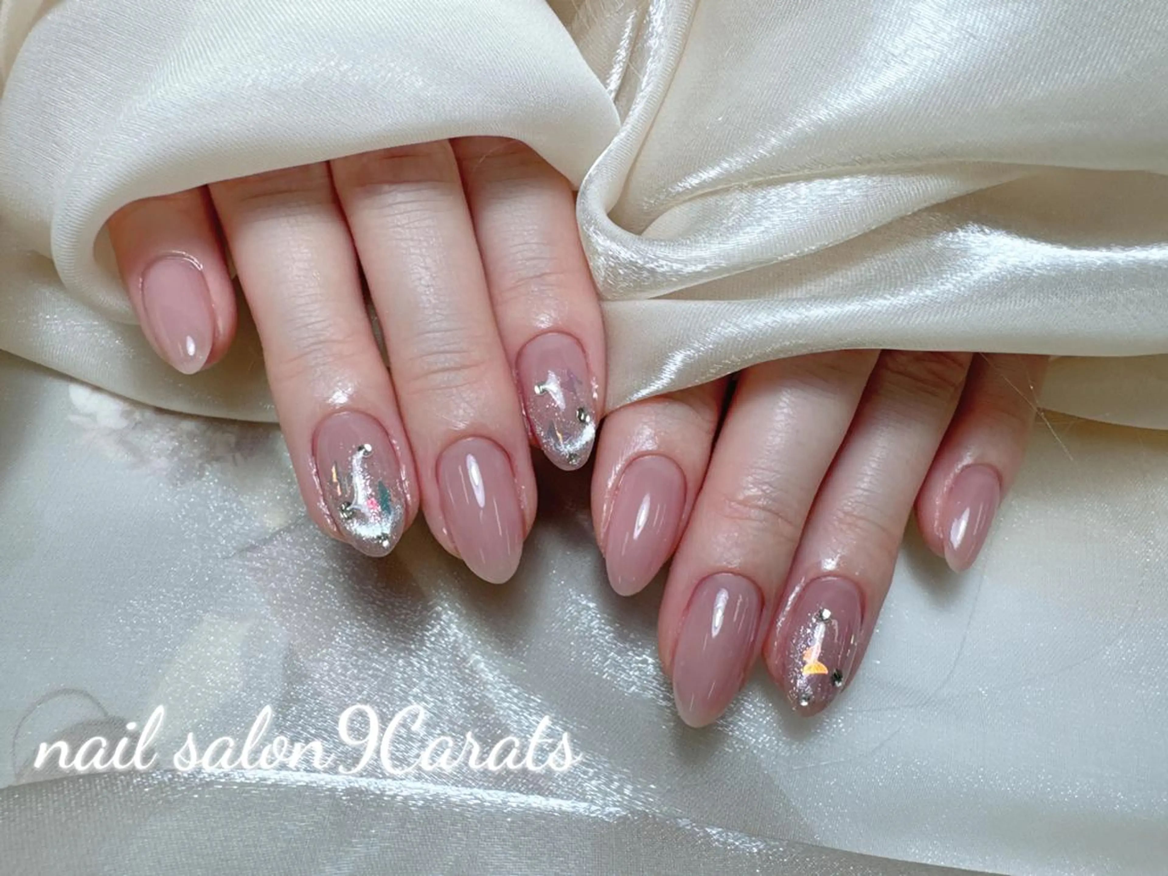 ネイル ネイルサロン 9Carats神田のネイルデザイン