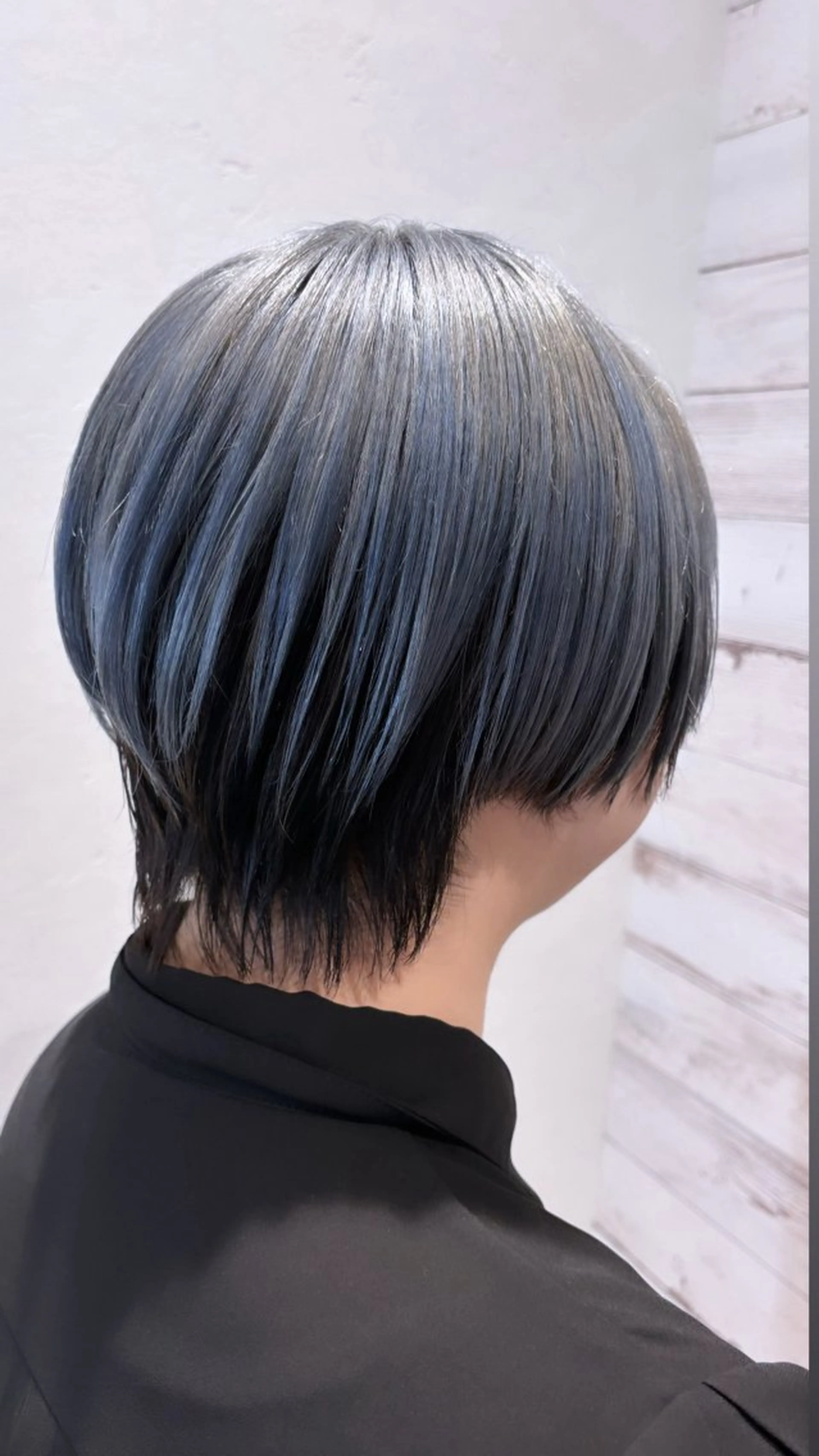 ミディアム カラー ヘアアレンジ アニメ髪・ウルフ🦇 樋口莉夏のヘアスタイル