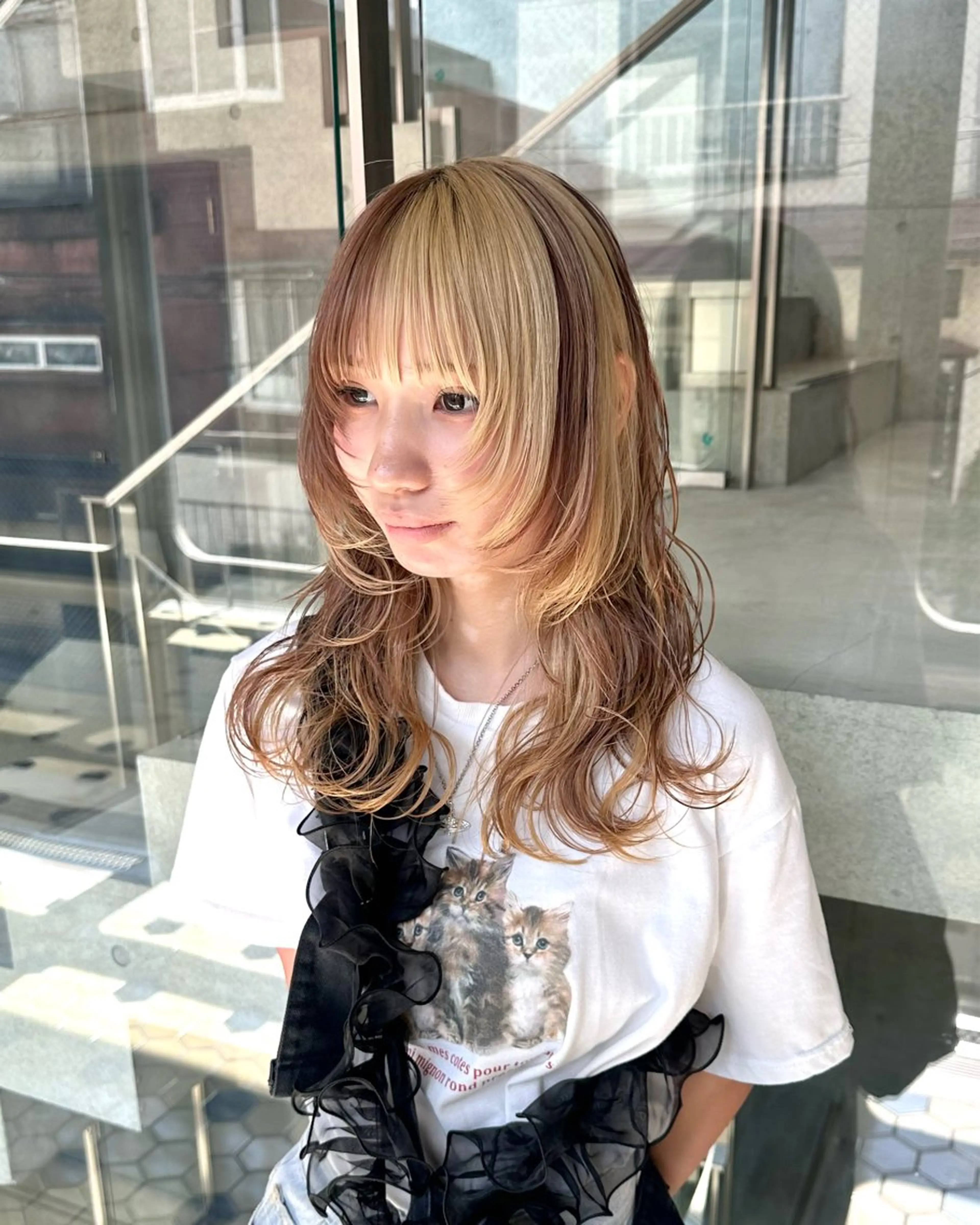 セミロング ヘアカラー トリートメント 抜きっぱなしブロンド ササキカズマのヘアスタイル