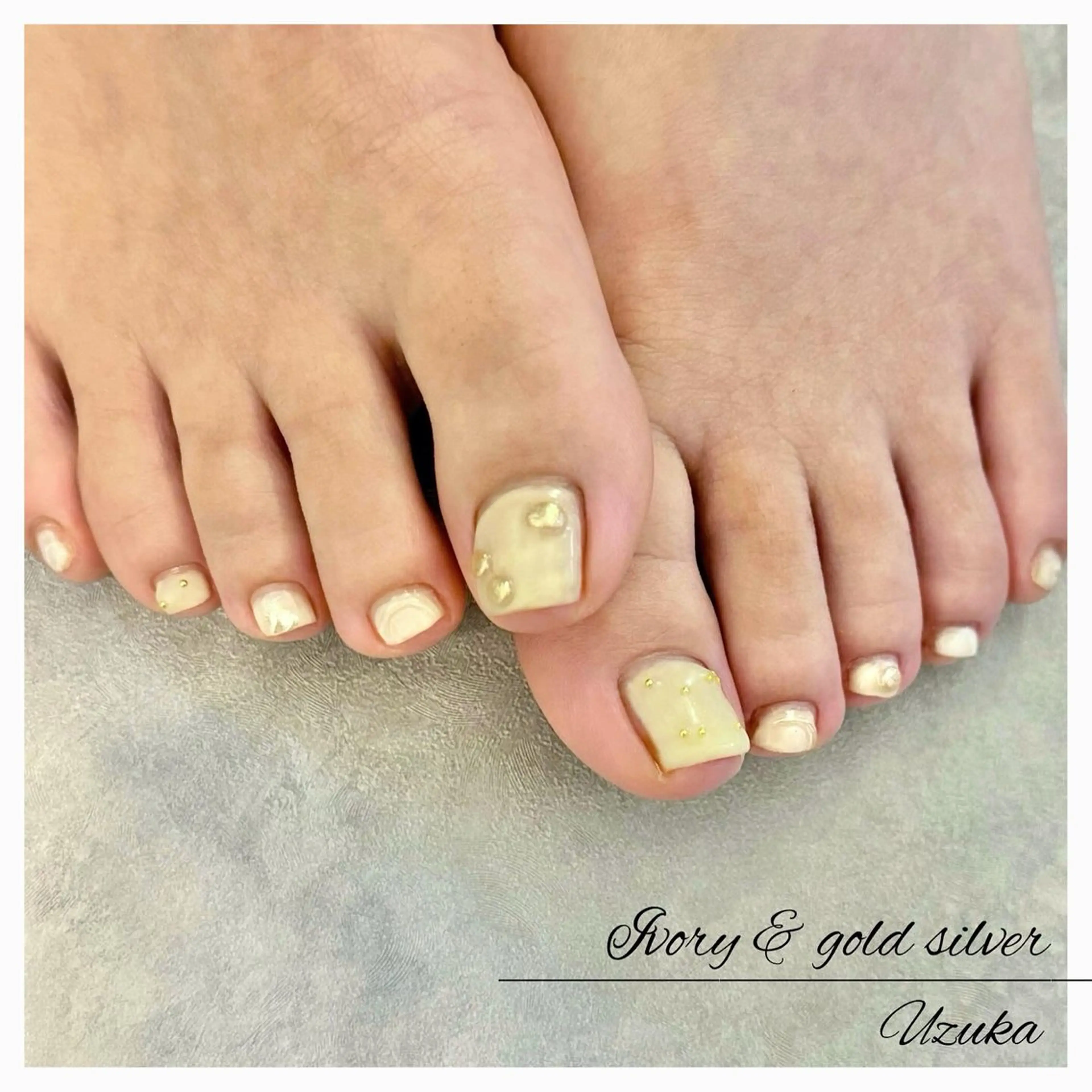 ネイル フットネイル 持ち込み ホワイト 冬ネイル 【 enn 】 Uzuka Yukaのネイルデザイン