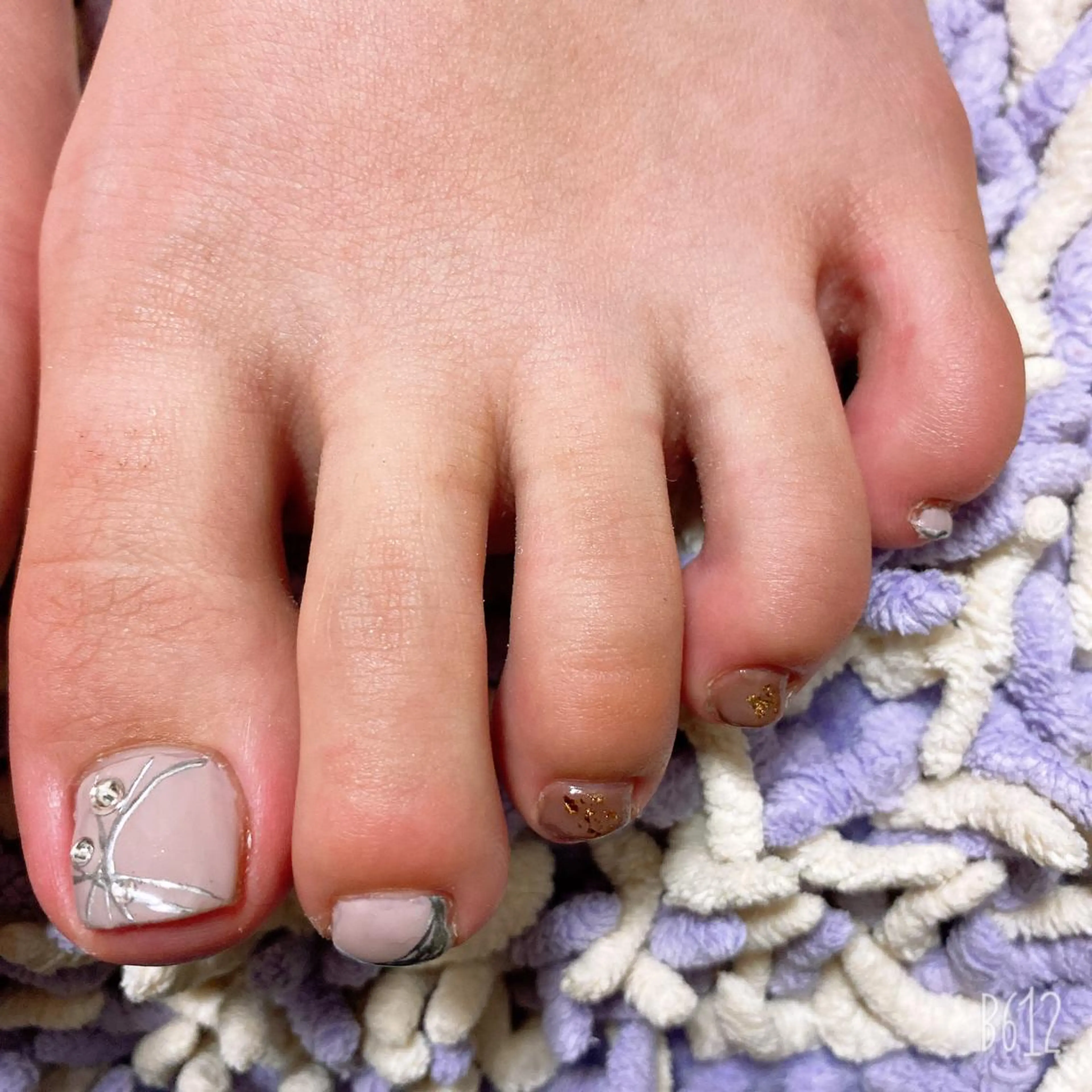 ネイル The Best Beauty受付担当のヘアスタイル