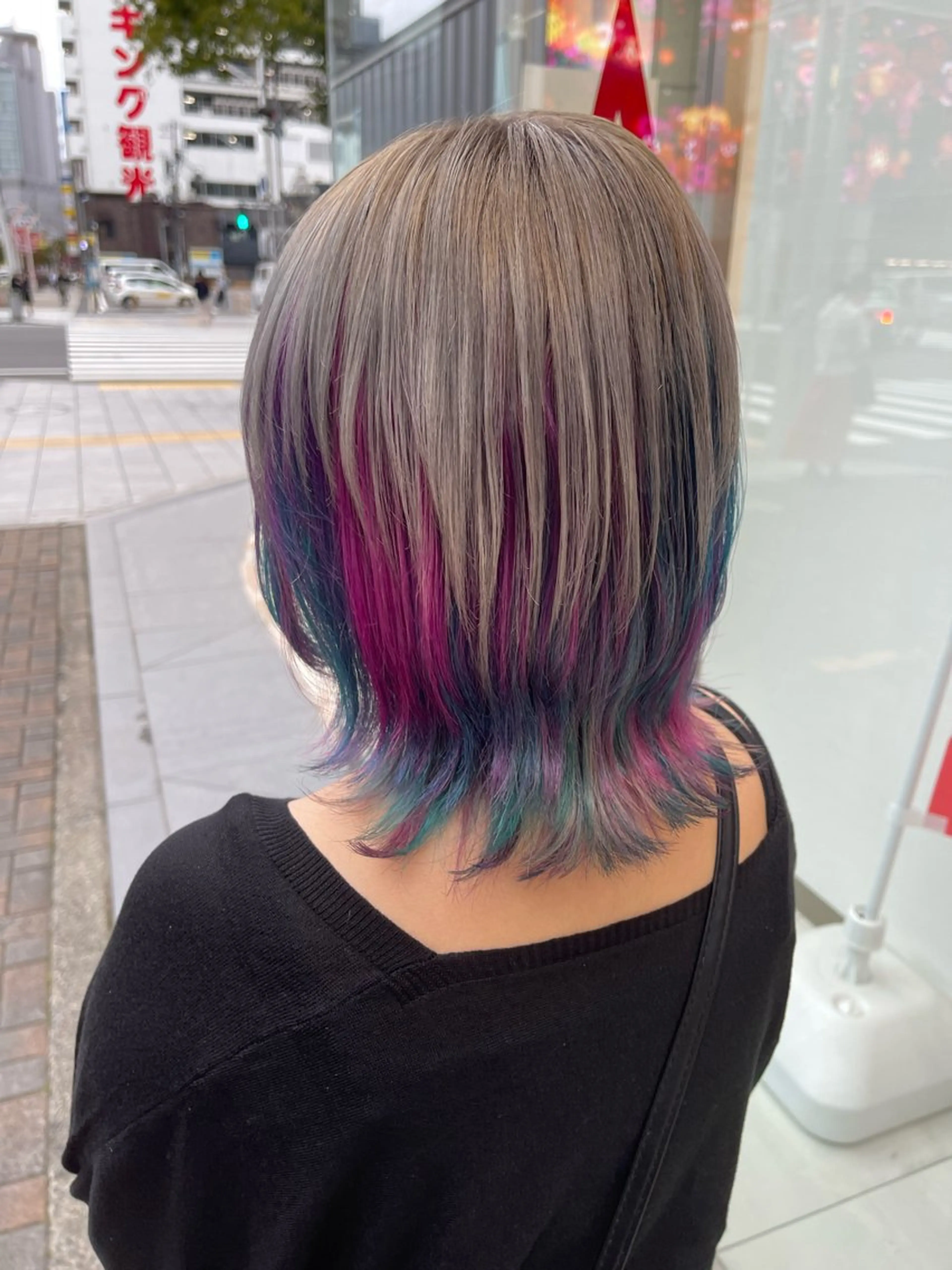 ミディアム カラー ブリーチ イヤリングカラー インナーカラー ユニコーンカラー ムラ修正/ ハイトーン💖Riaのヘアスタイル