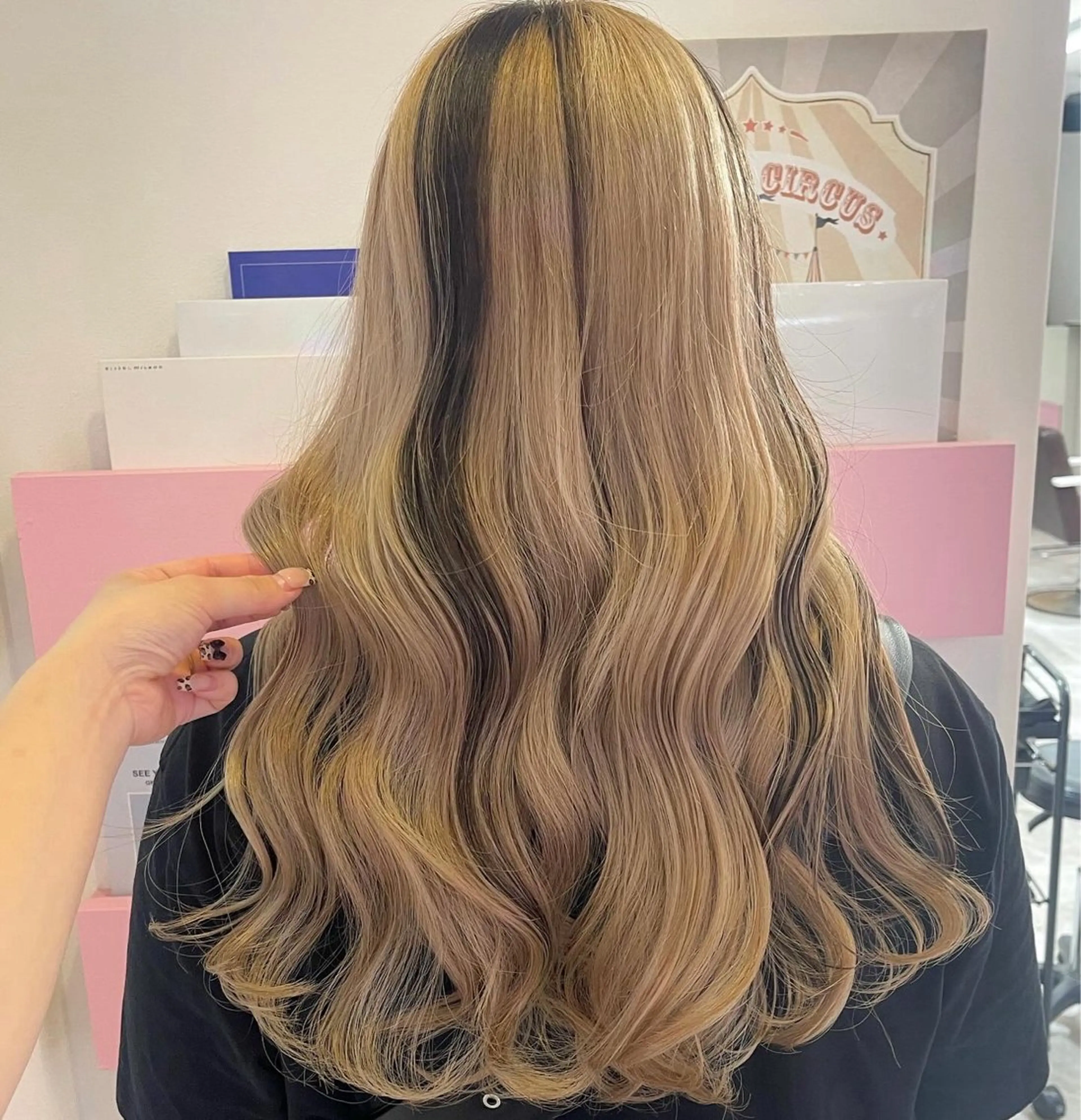 ロング カラー 暖色/ミルクティー /レイヤー/マリア♡のヘアスタイル