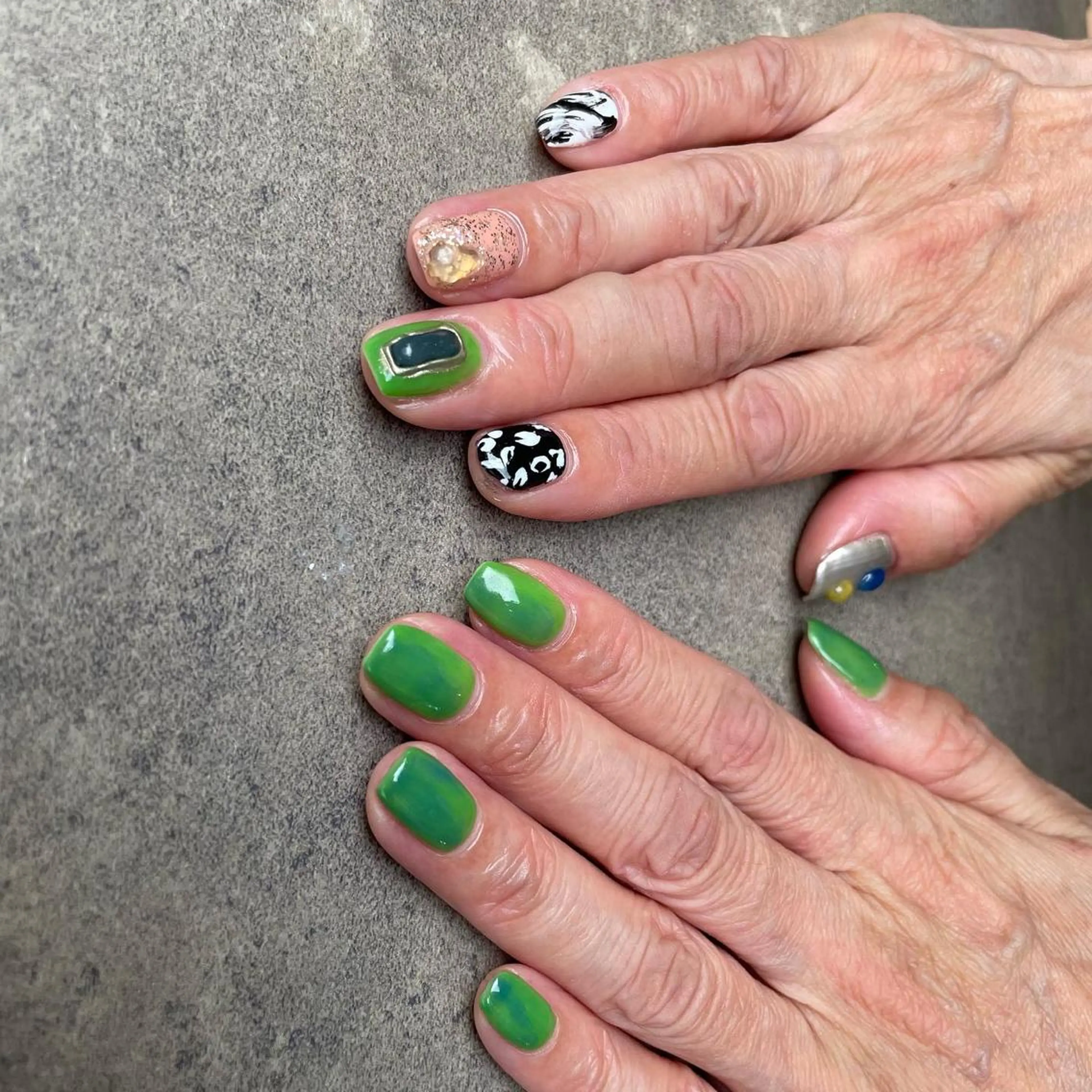 ネイル casita（カシータ）所属・thrush nailsのネイルデザイン