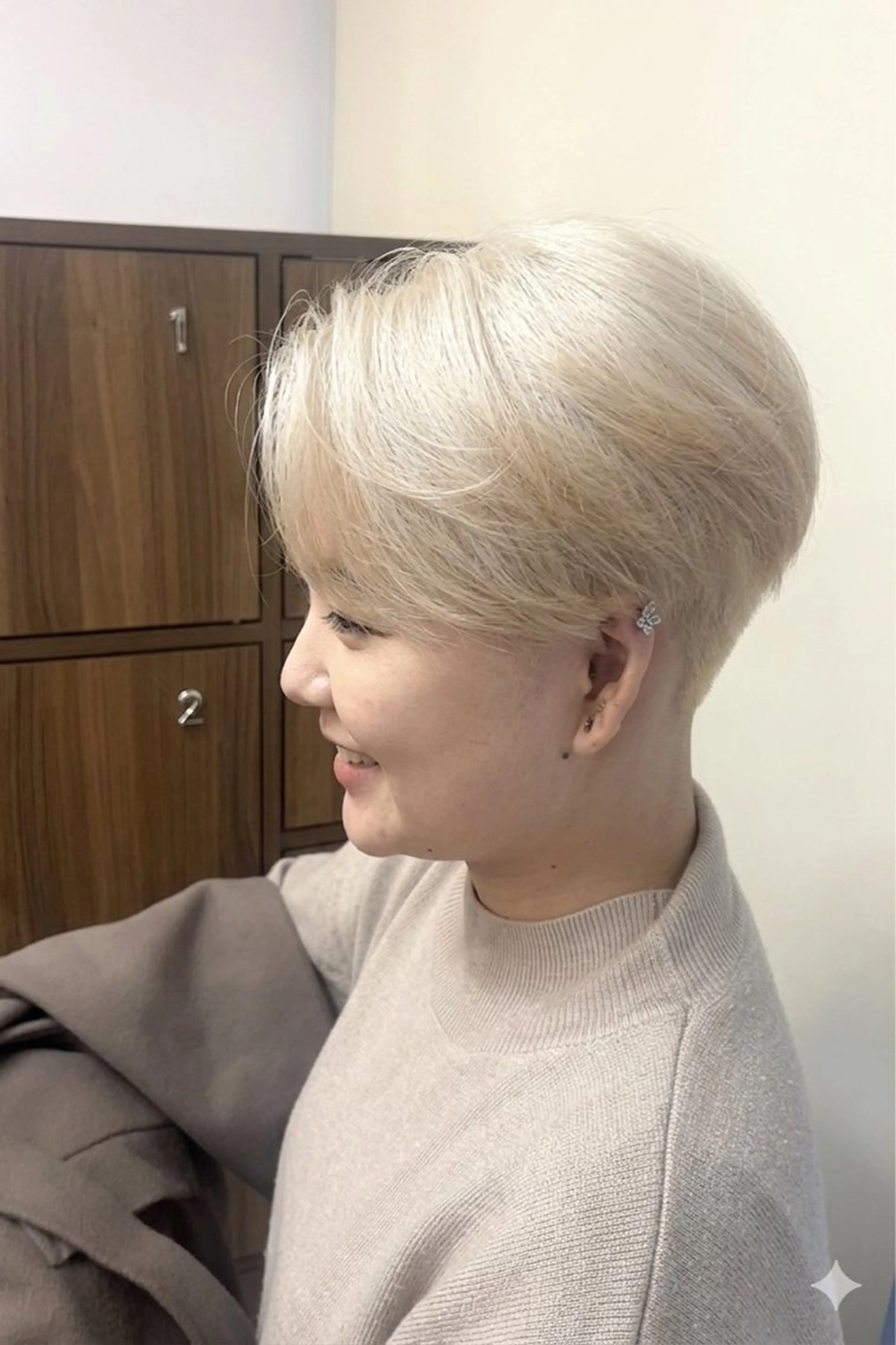 ショート カラー ブロンド ショートヘア KEN 🌟のヘアスタイル