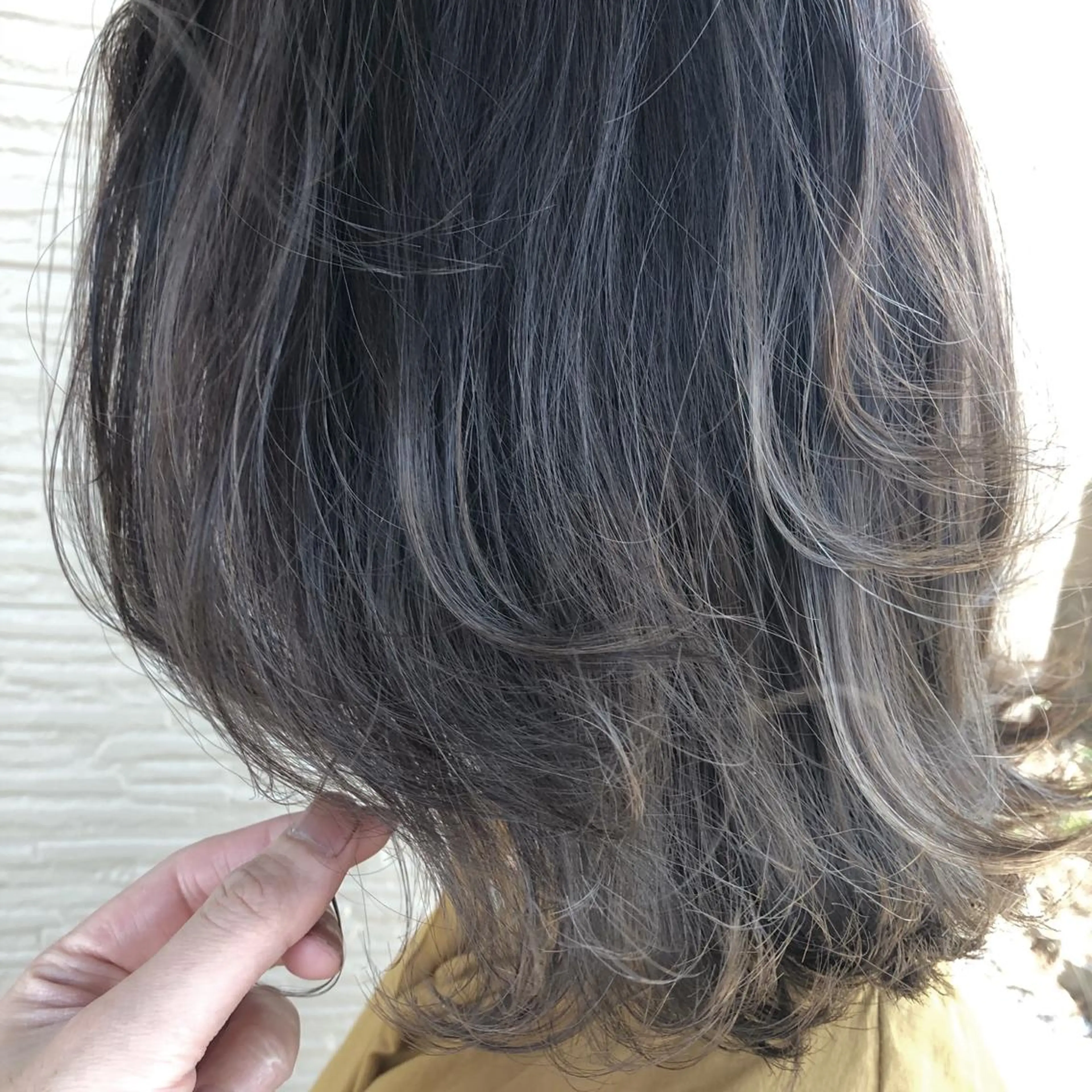 ミディアム カラー ハイトーンカラー 4-rest garden （フォーレストガーデン）所属・金井 直樹のヘアスタイル