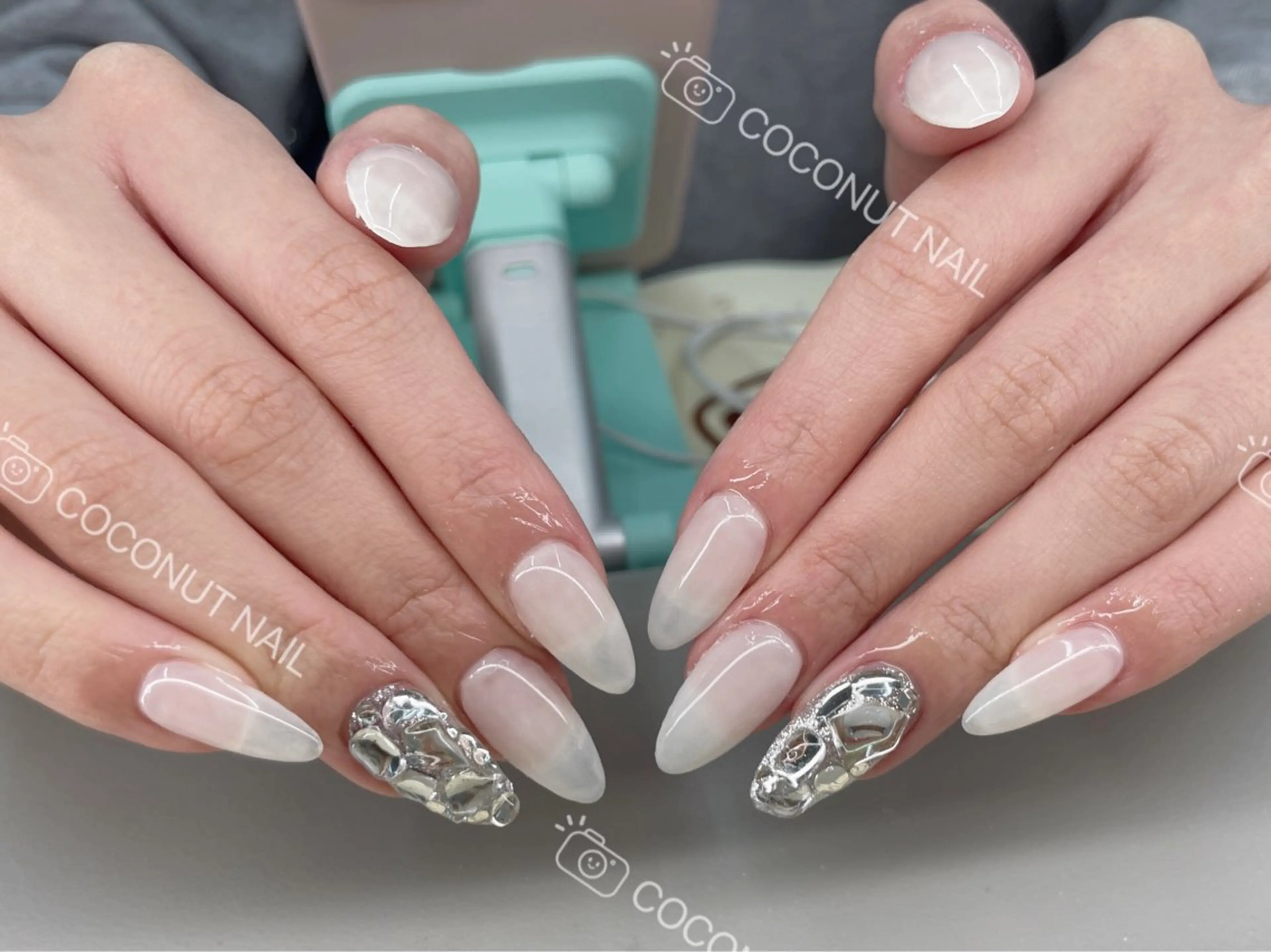 ネイル ハンドネイル 神田 ココナッツのネイルデザイン