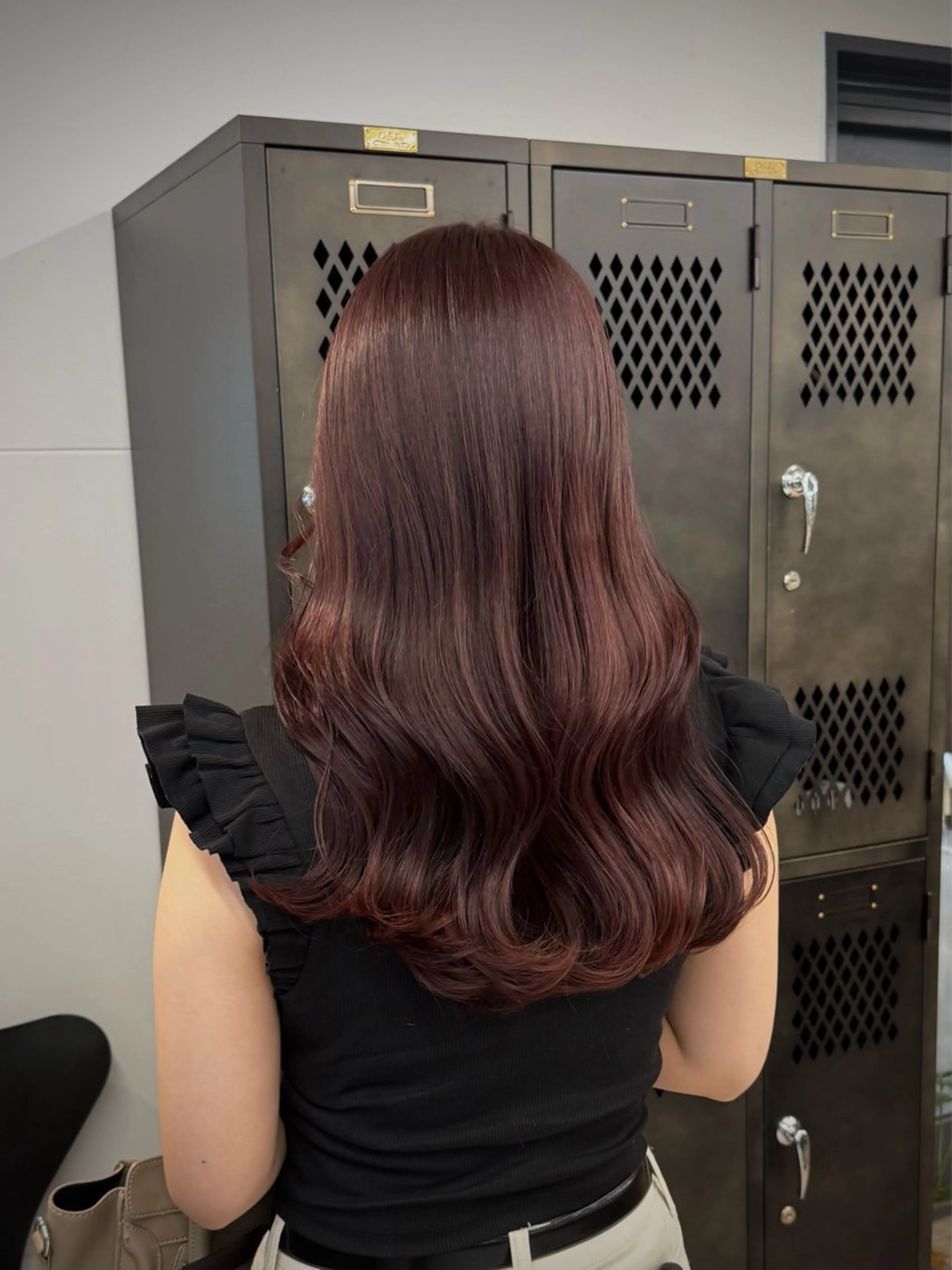 ミディアム カット ヘアカラー トリートメント INORI|レイヤー |ハッシュカットのヘアスタイル