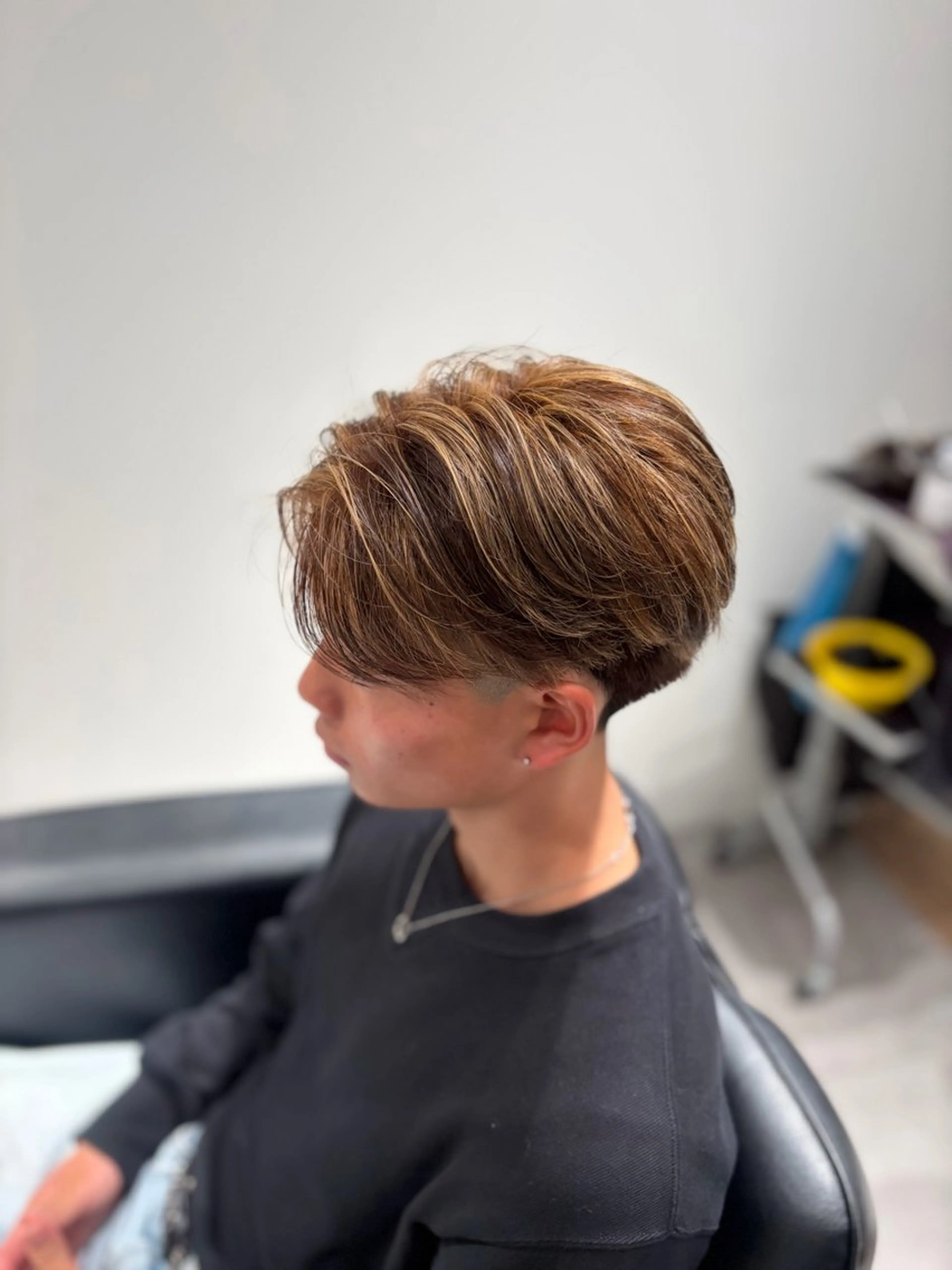 ショート カラー メンズ メンズハイライト ハイライトカラー ハイライト カット ヘアカラー トリートメント 高取大将 /髪質改善/艶髪のヘアスタイル