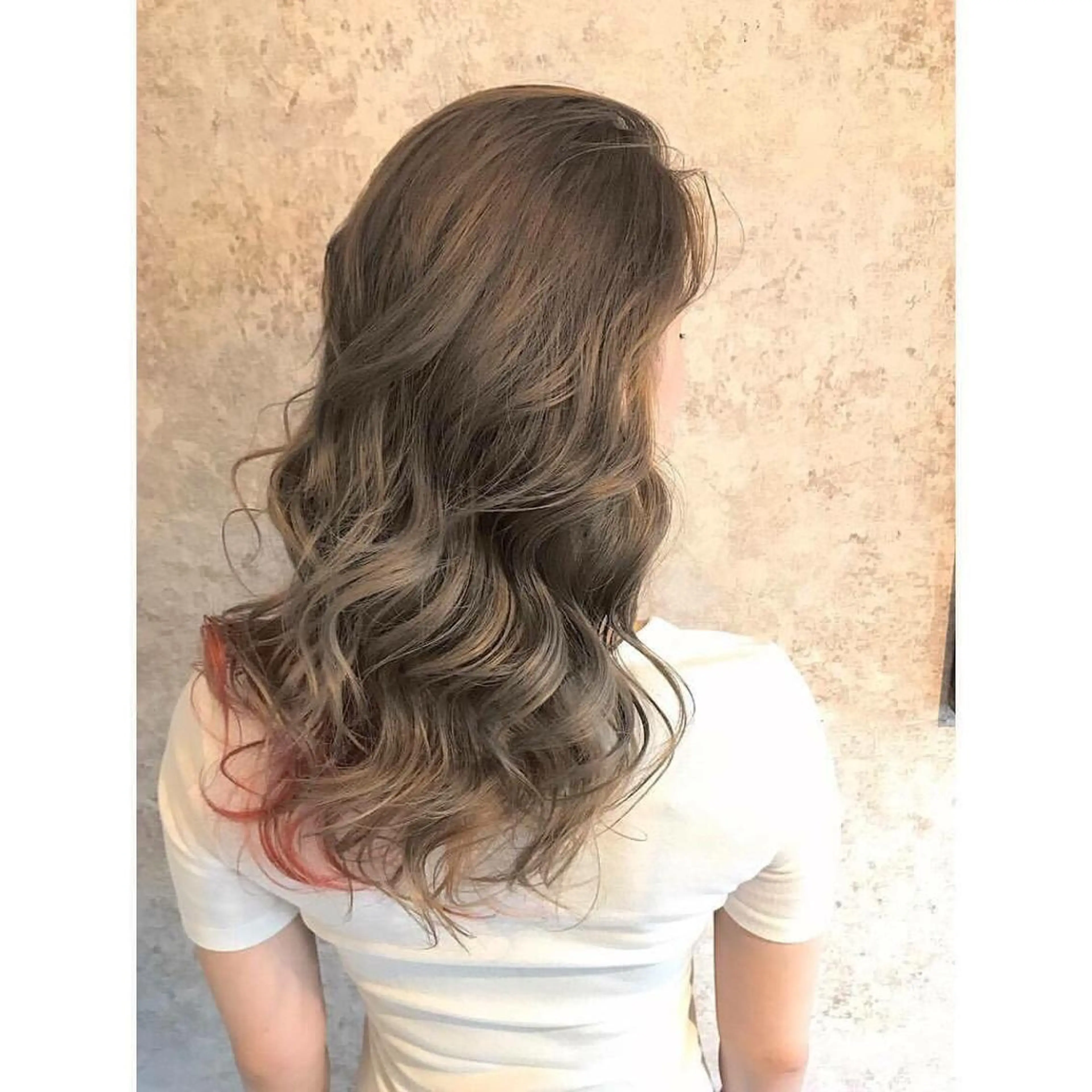 セミロング カラー due hair 京都駅前店 MILBON オージュア認定サロン【デューヘアー】所属・ハイトーンブリーチ 土坂 由志【京都】のヘアスタイル